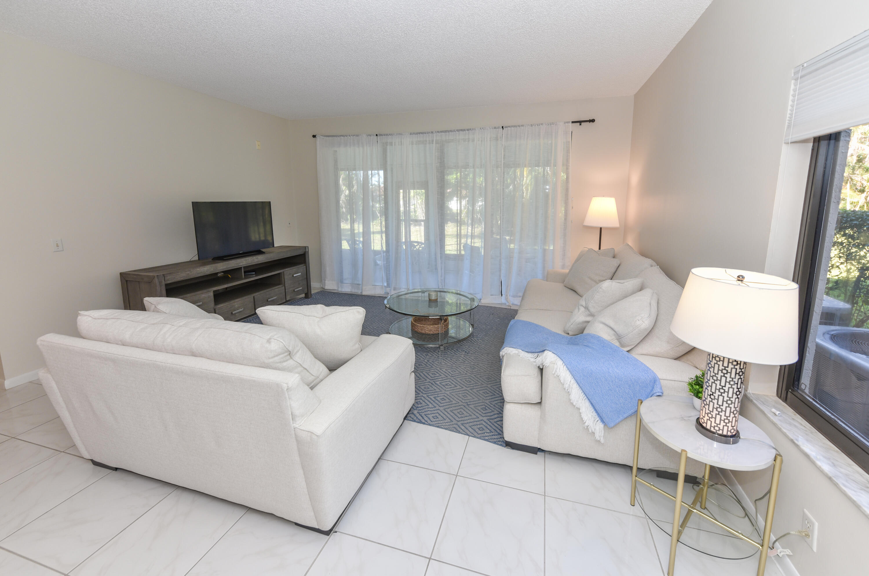 7864 Lexington Club Boulevard B