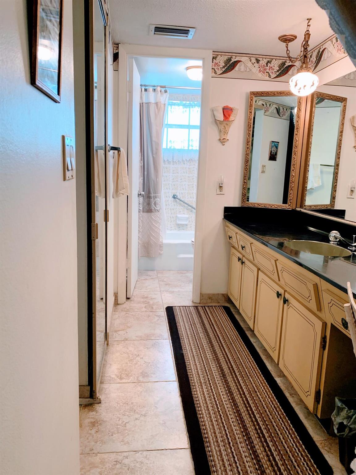 4140 NW 44th Avenue 405
