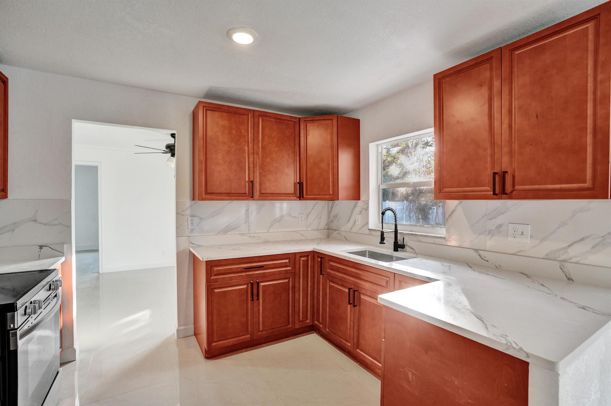 4009 Waverly Drive