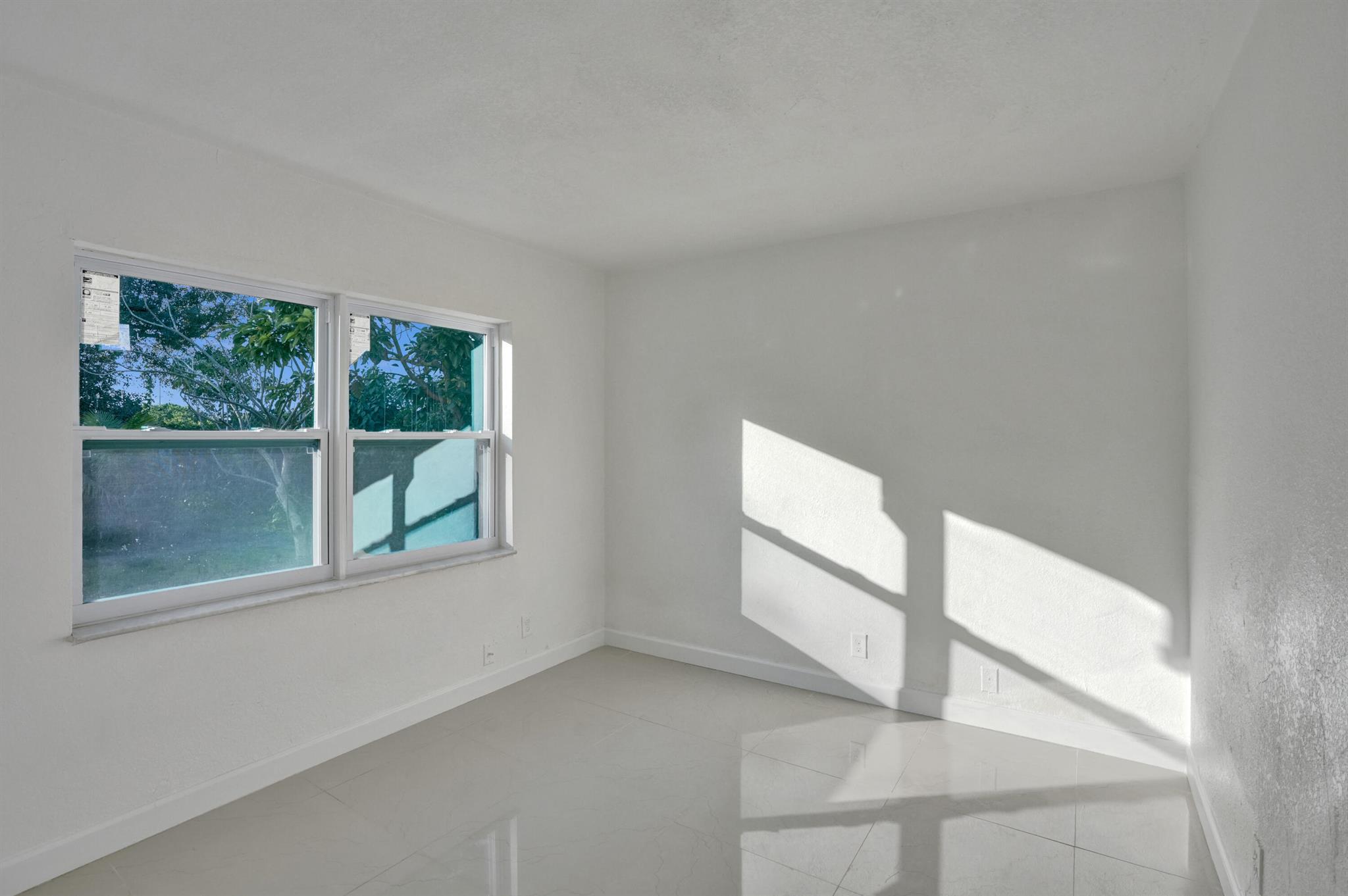4009 Waverly Drive