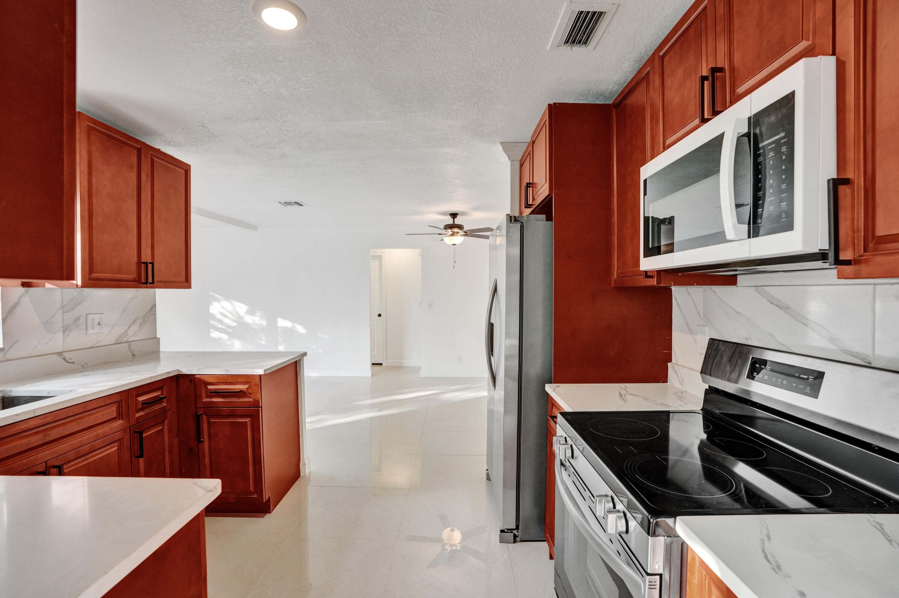4009 Waverly Drive