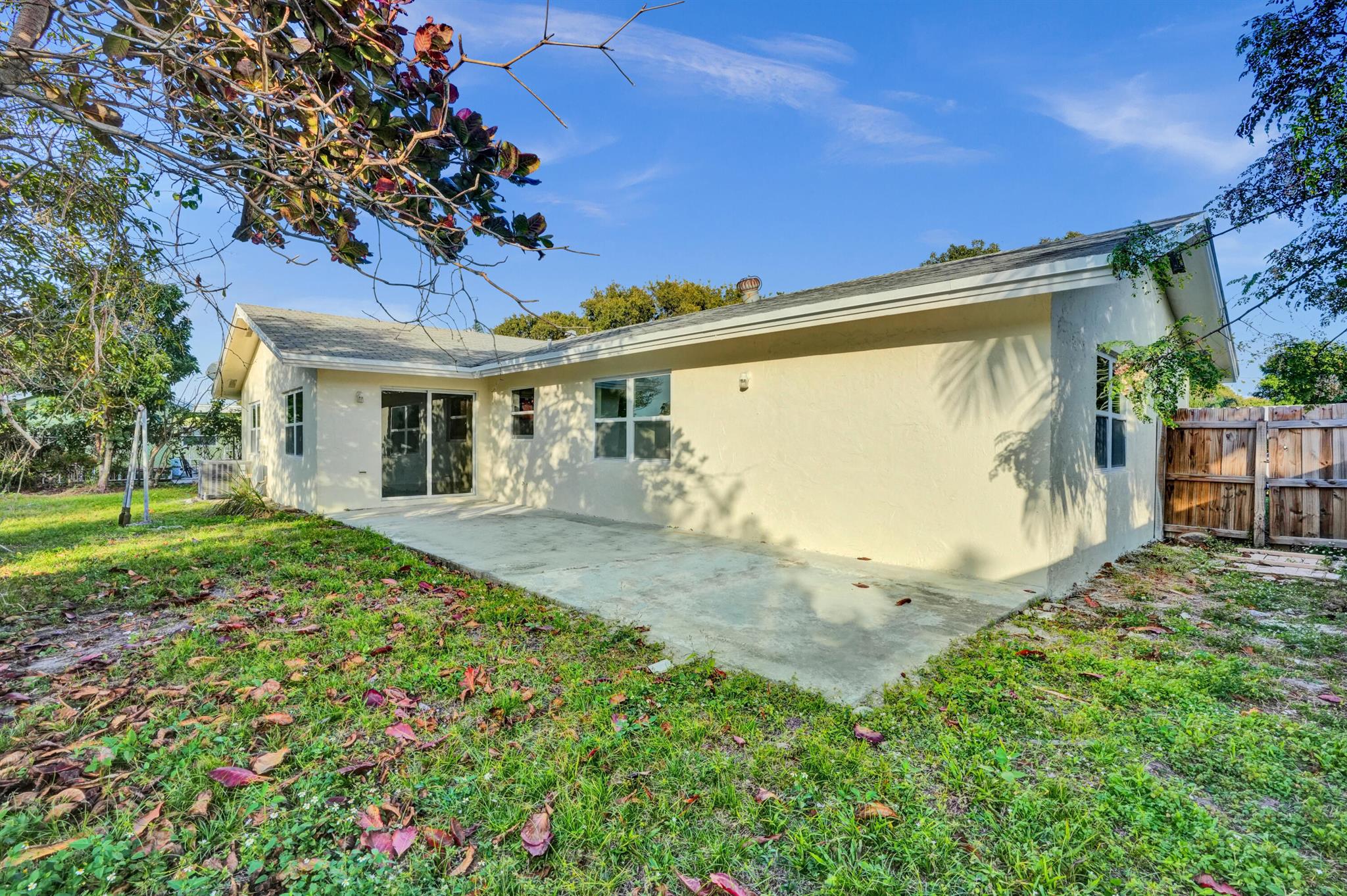 4009 Waverly Drive