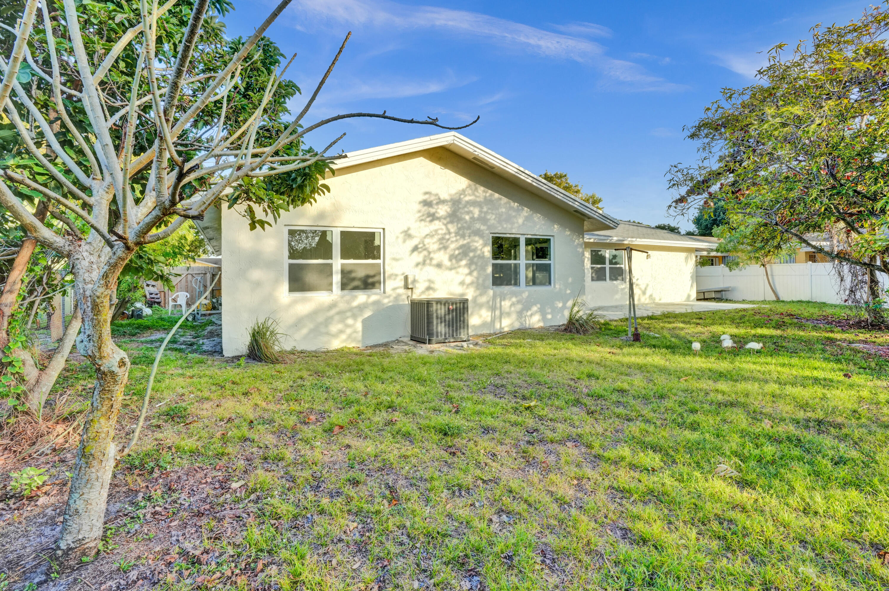 4009 Waverly Drive