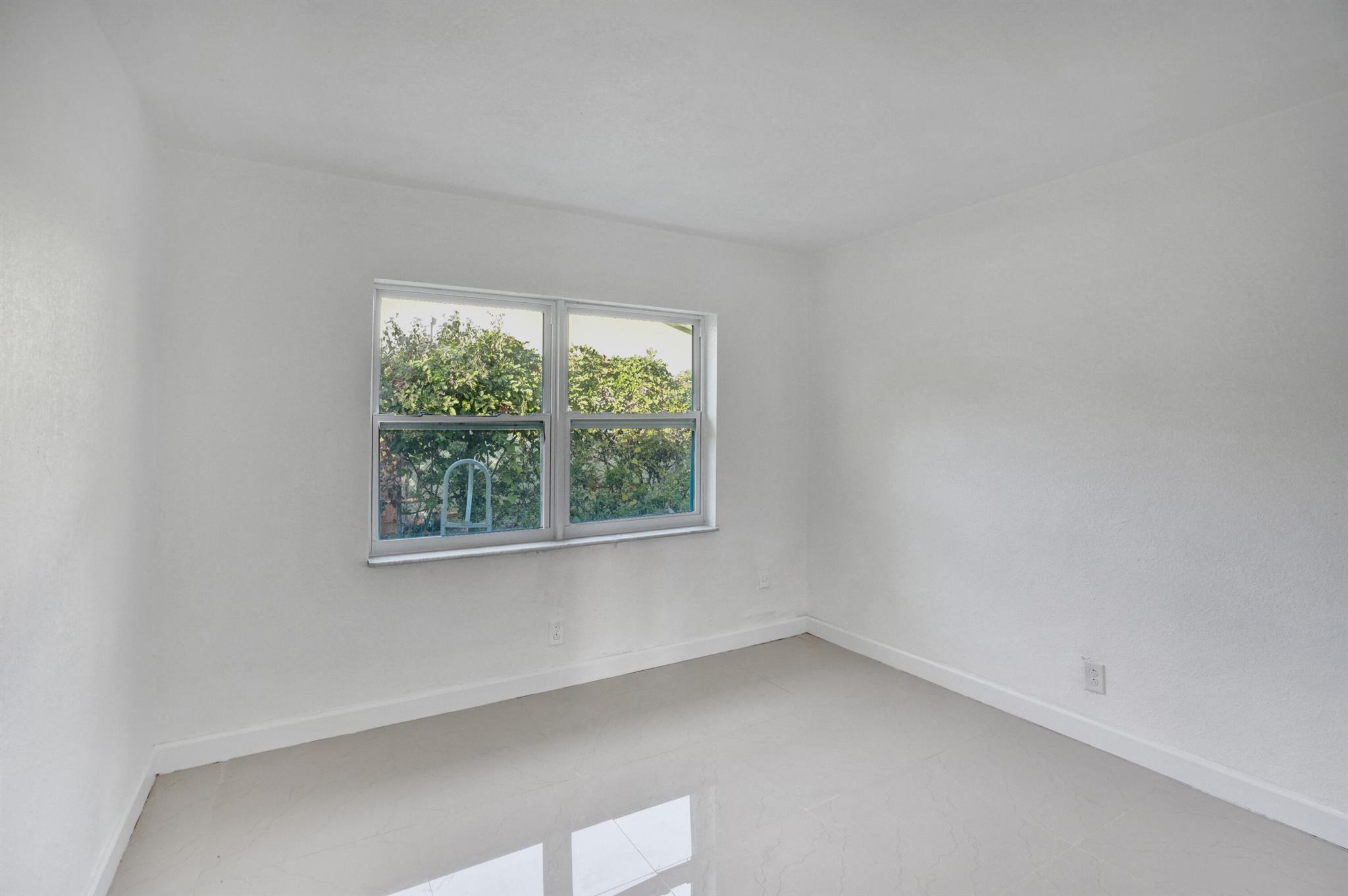 4009 Waverly Drive