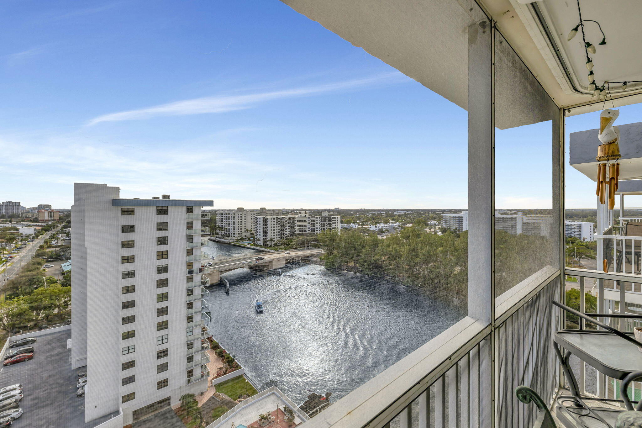 1505 N Riverside Drive 1501