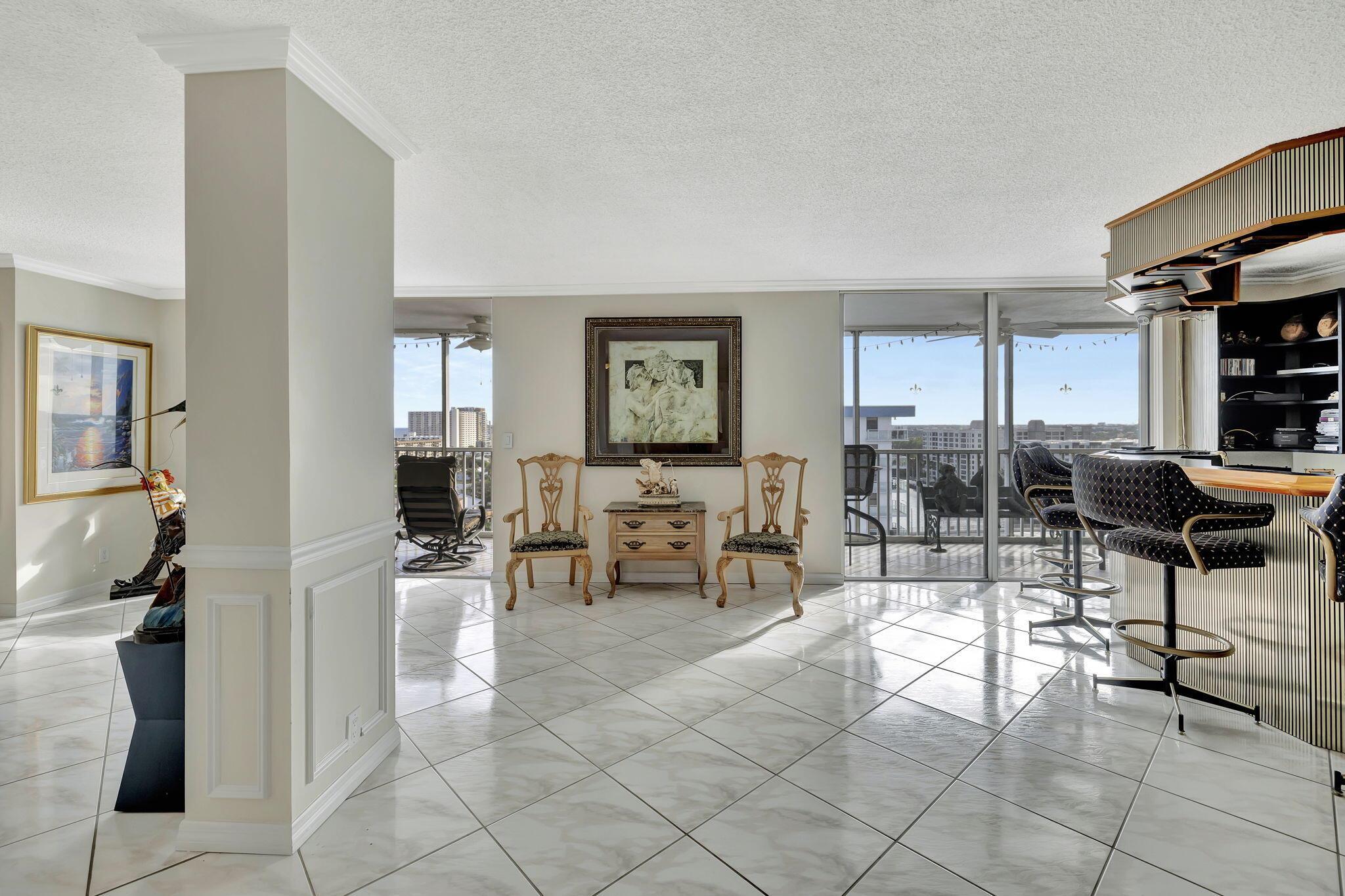 1505 N Riverside Drive 1501