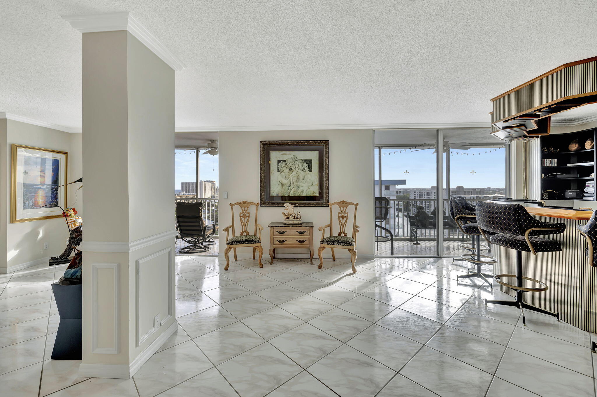 1505 N Riverside Drive 1501