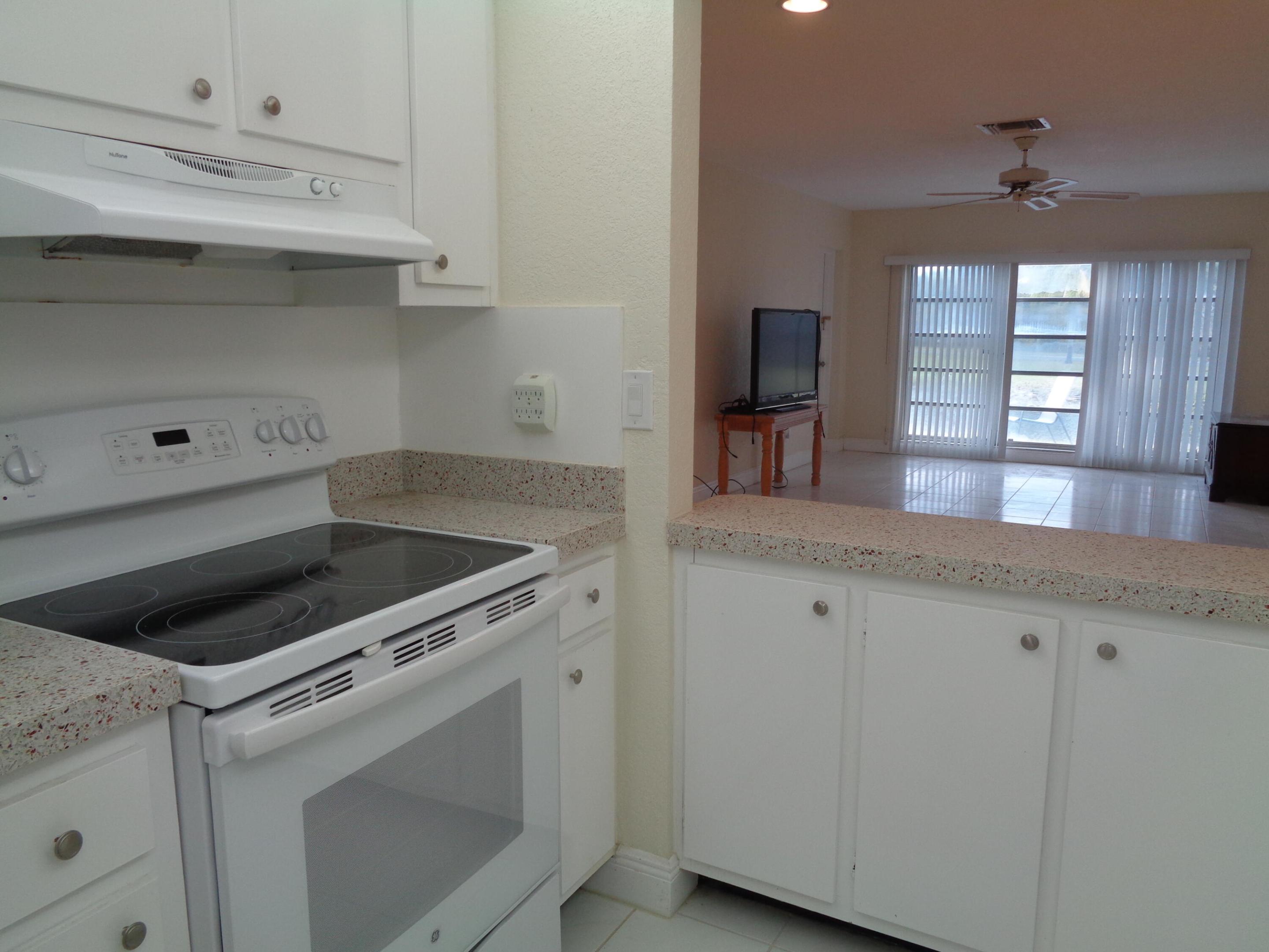 13739 Date Palm Court B