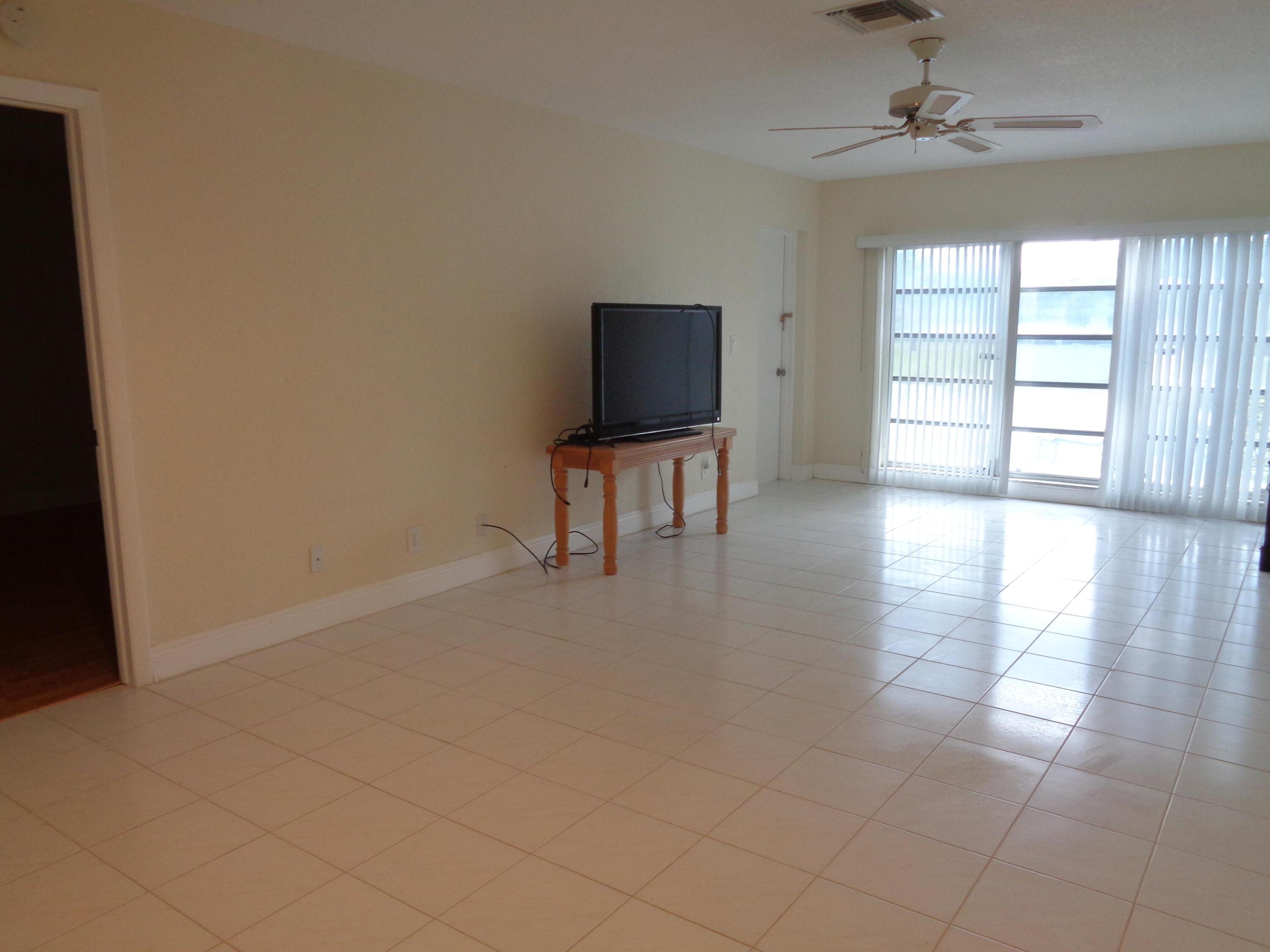 13739 Date Palm Court B