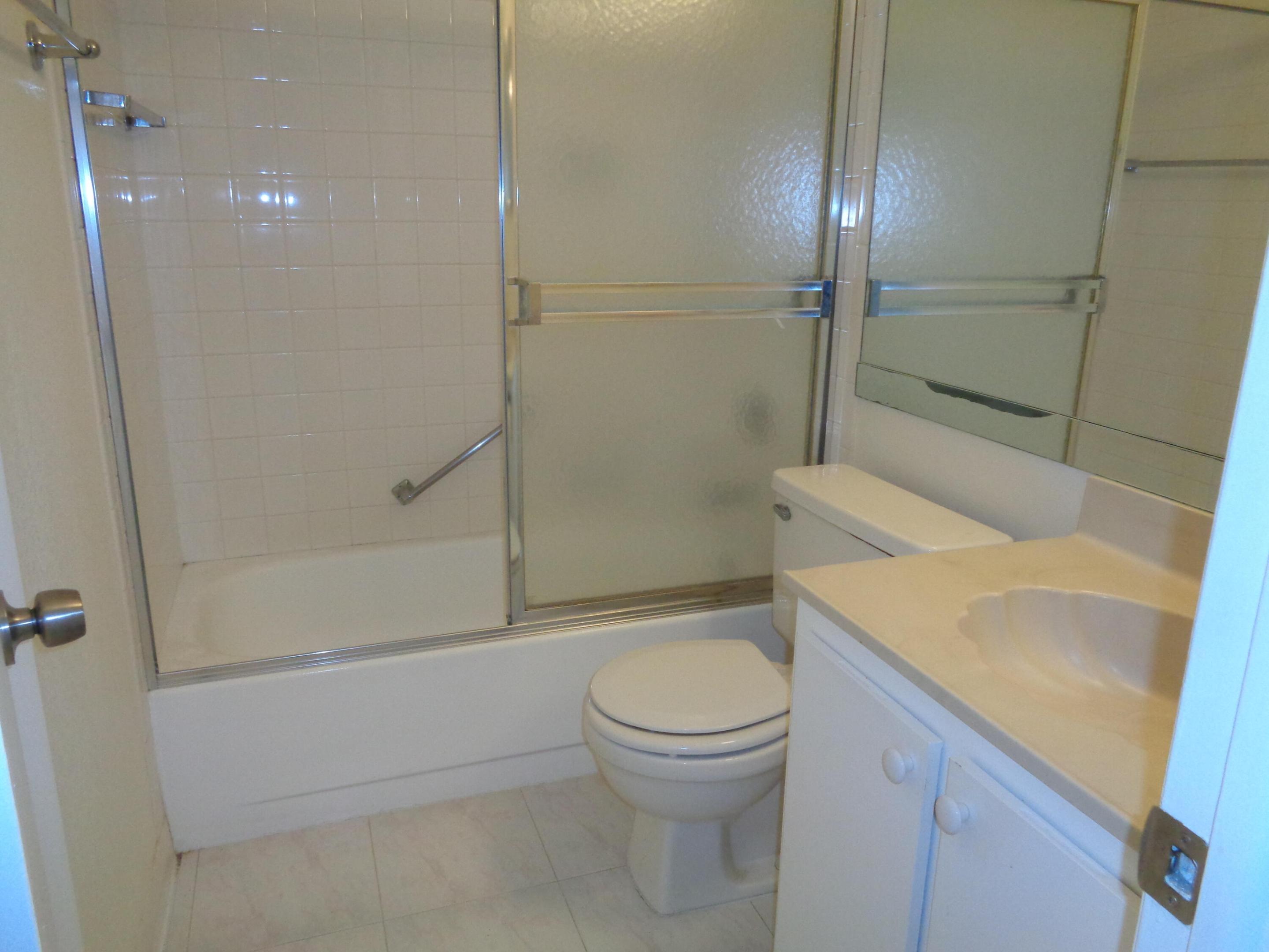 13739 Date Palm Court B