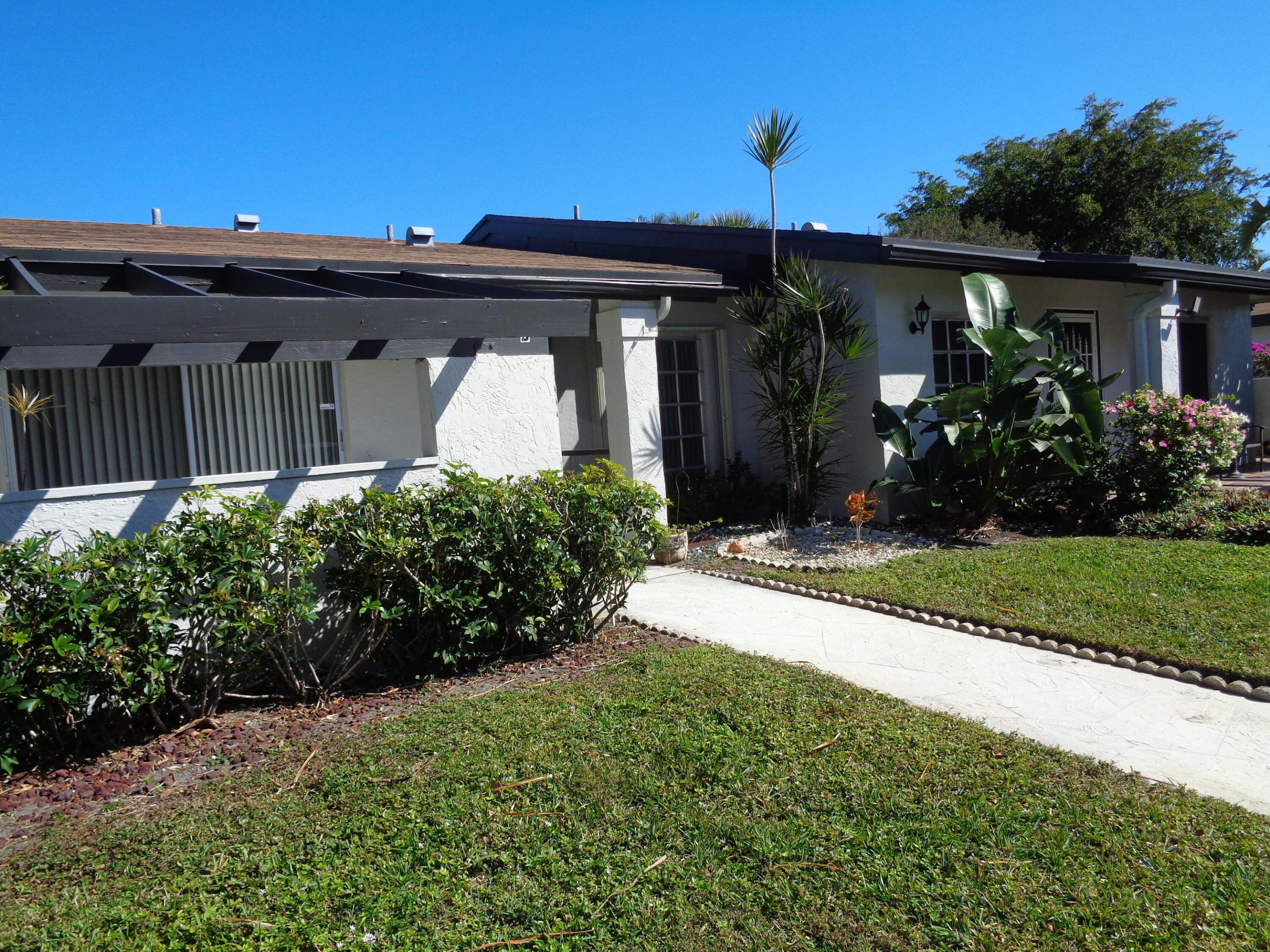 13739 Date Palm Court B