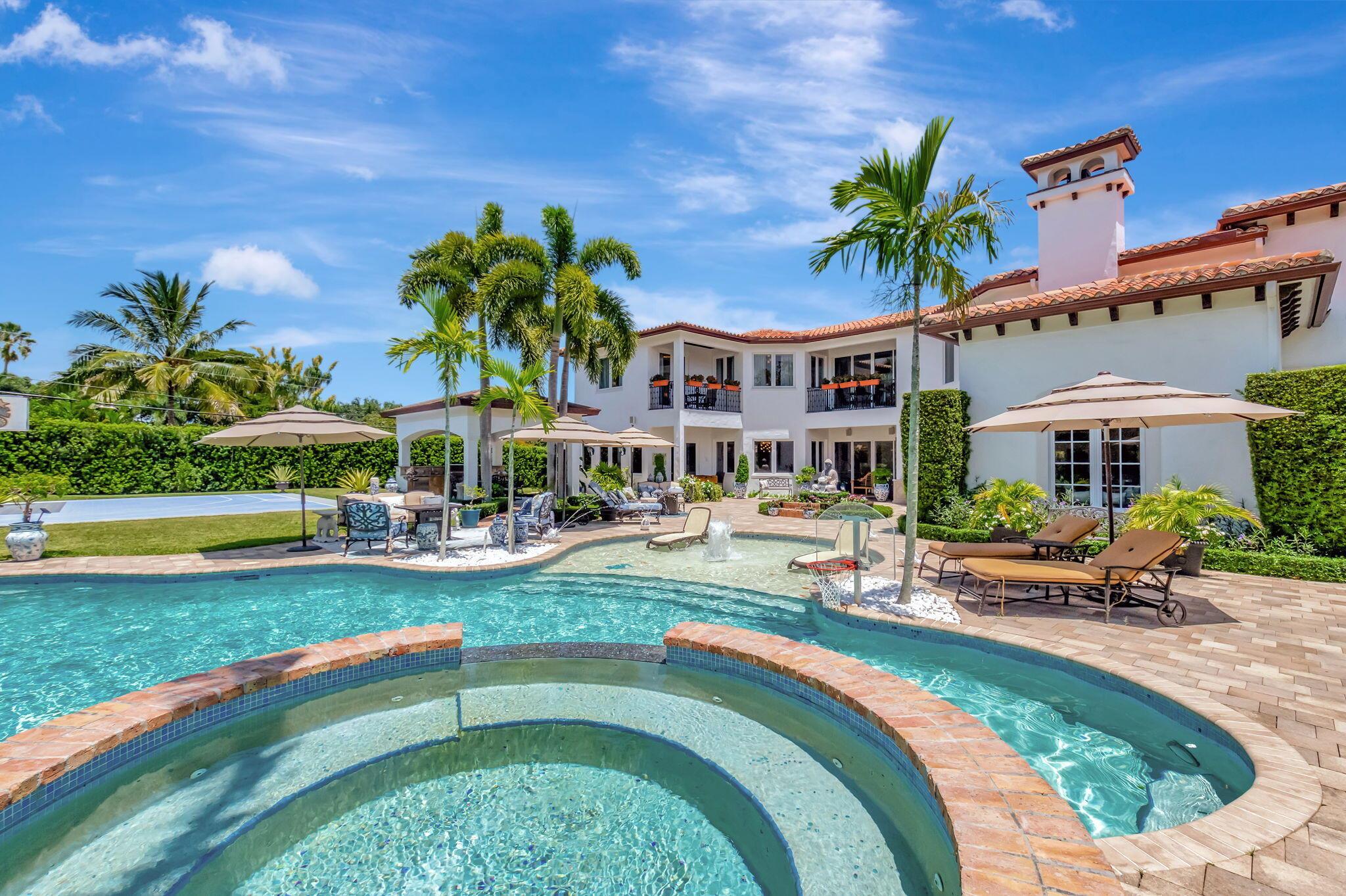 285 NW 6th Street