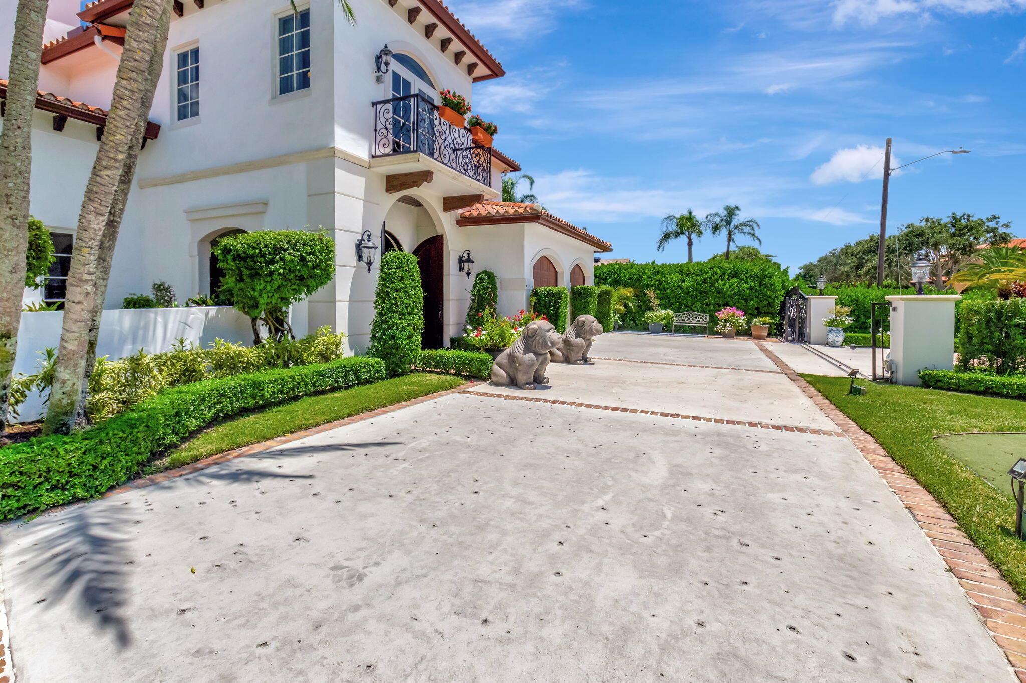285 NW 6th Street