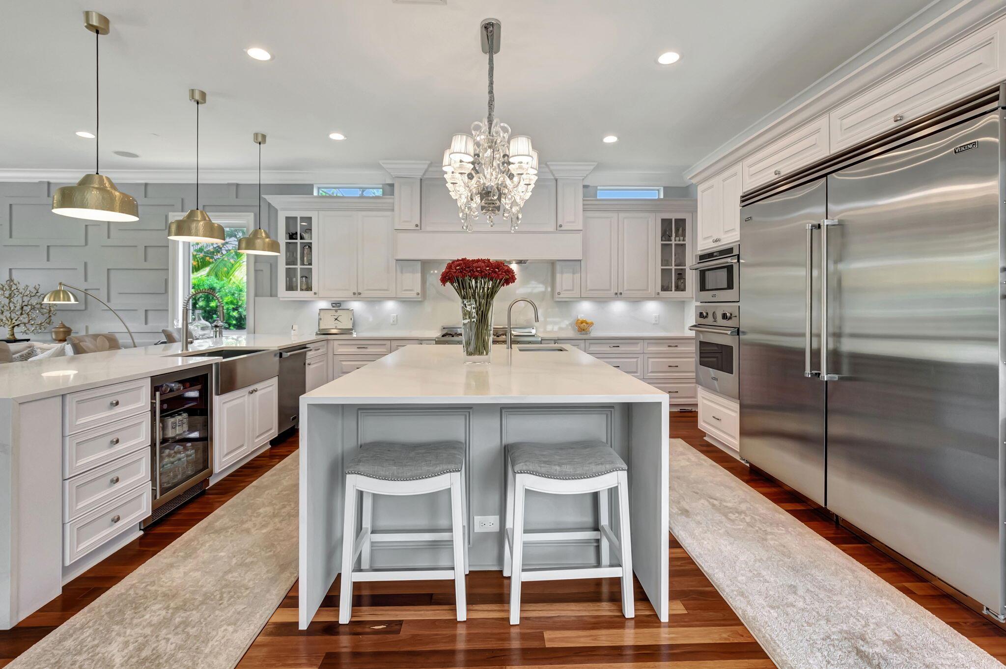 285 NW 6th Street
