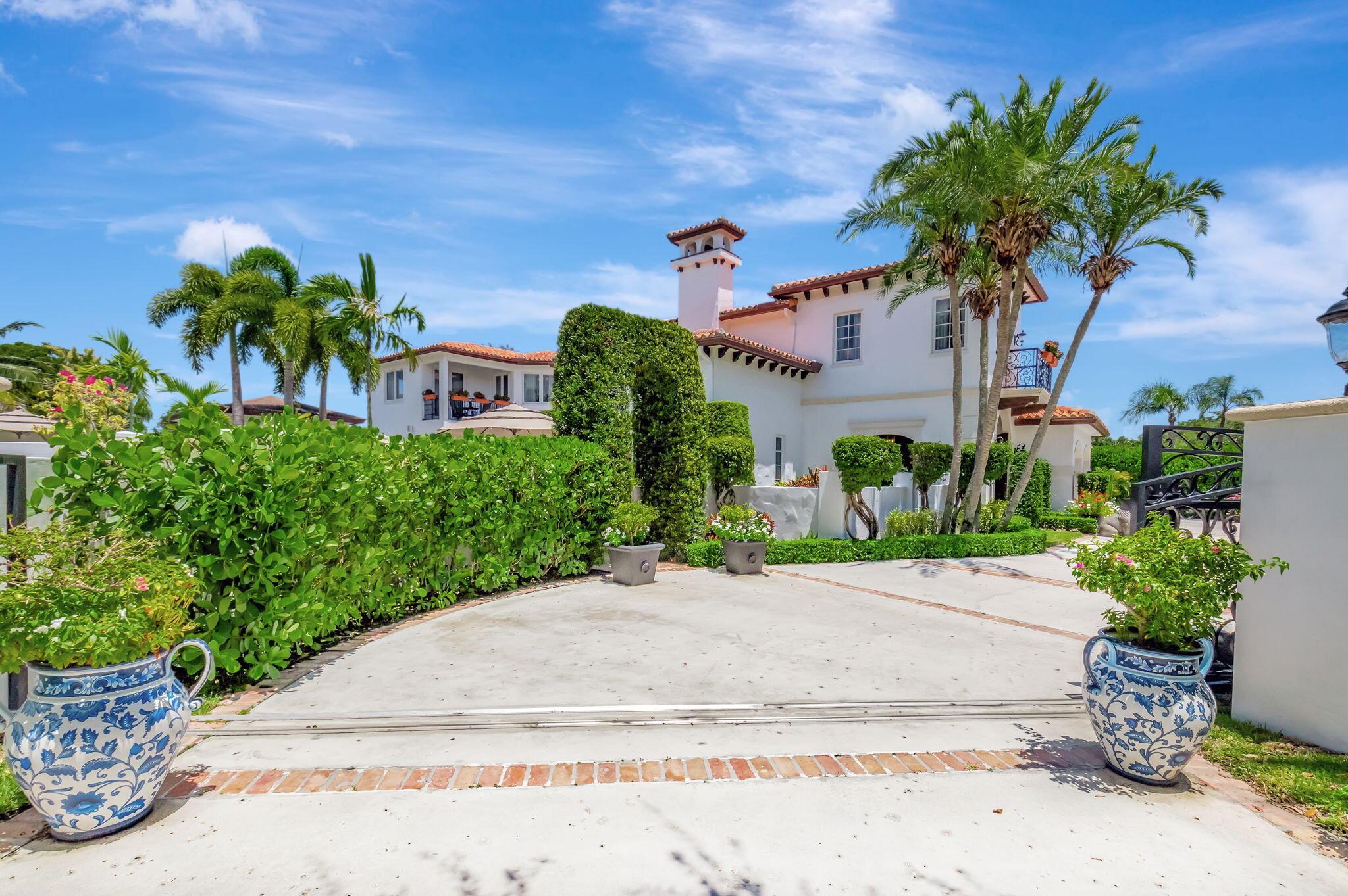 285 NW 6th Street