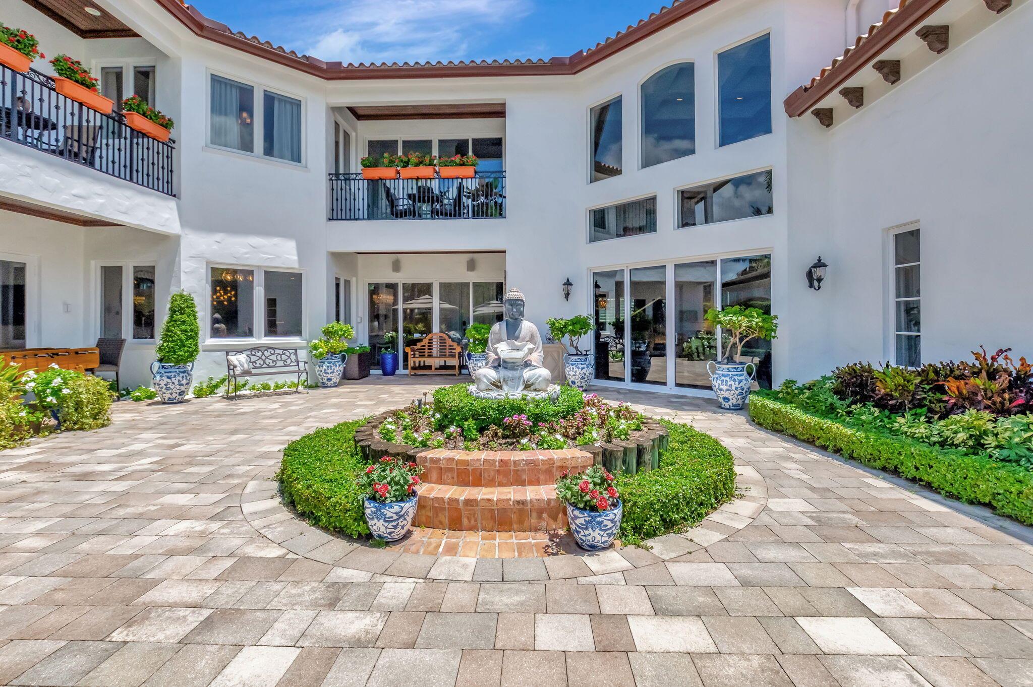 285 NW 6th Street