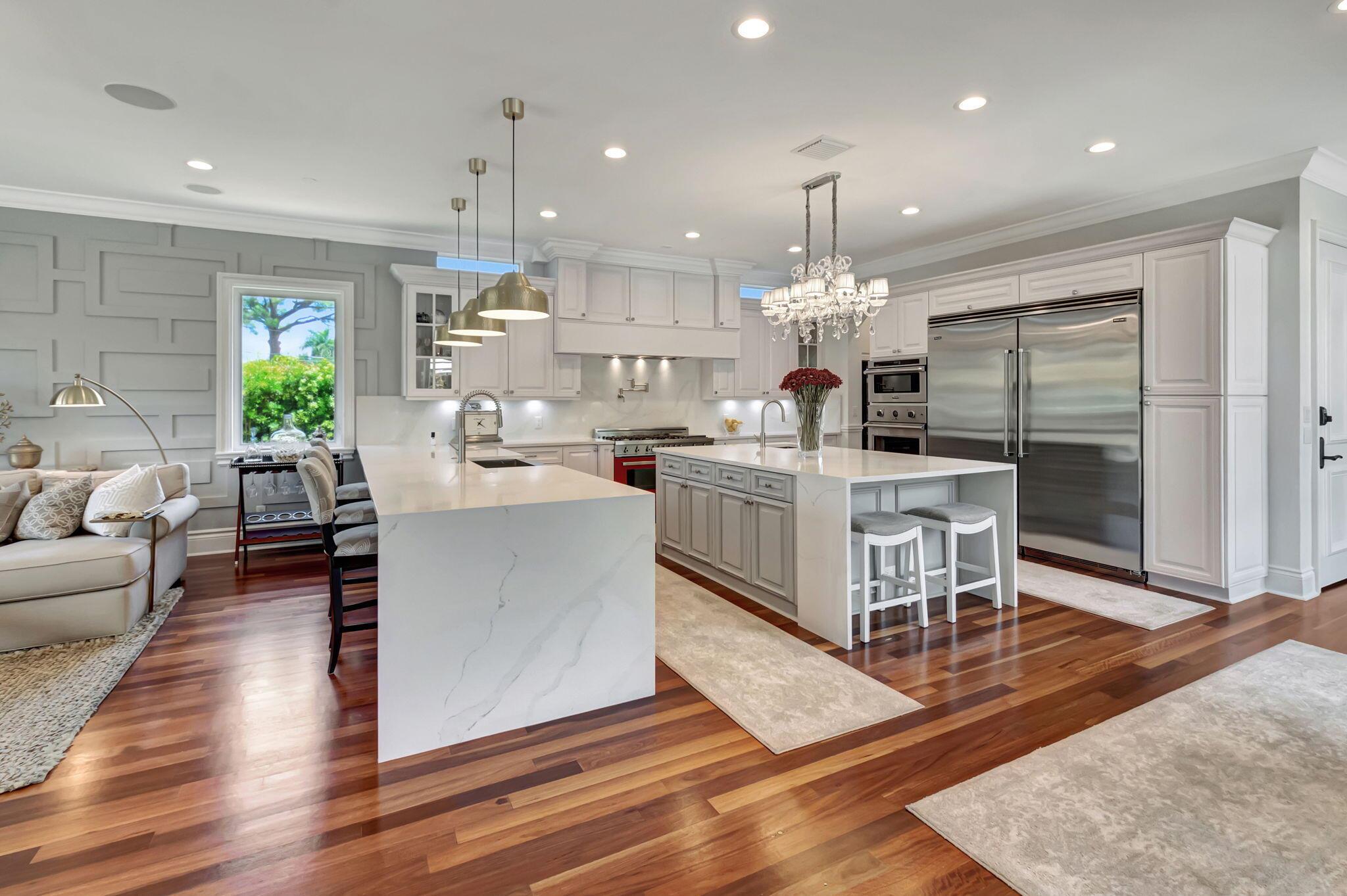 285 NW 6th Street
