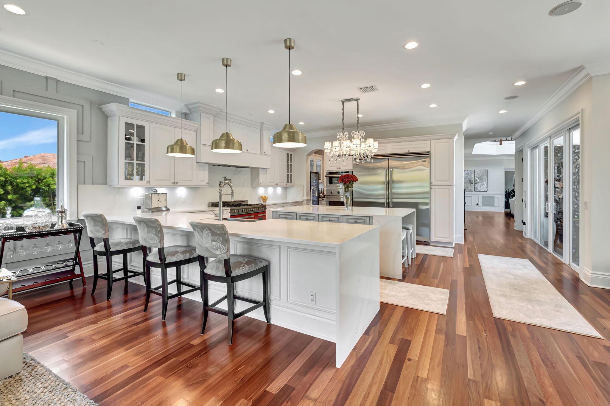 285 NW 6th Street