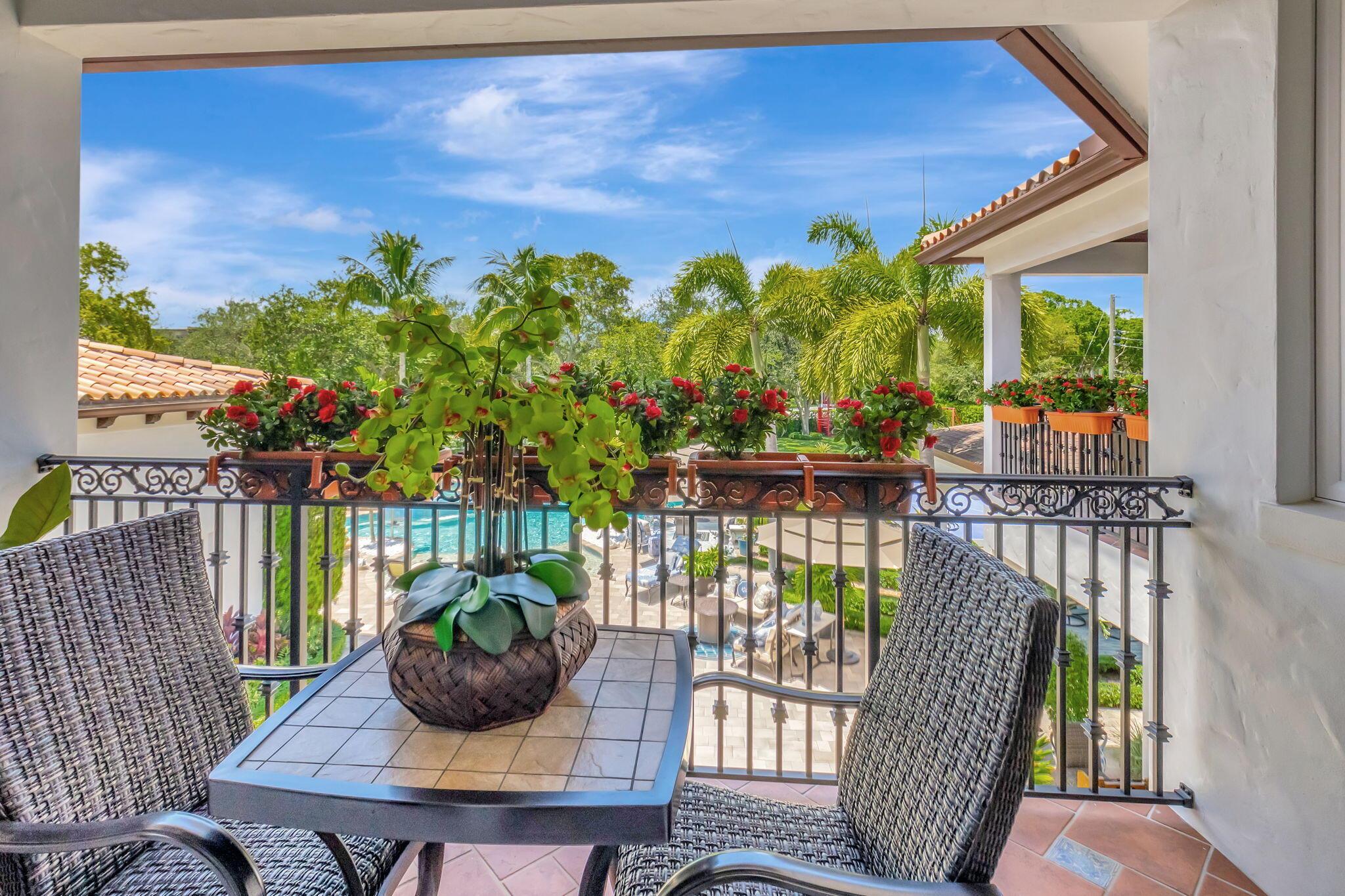 285 NW 6th Street