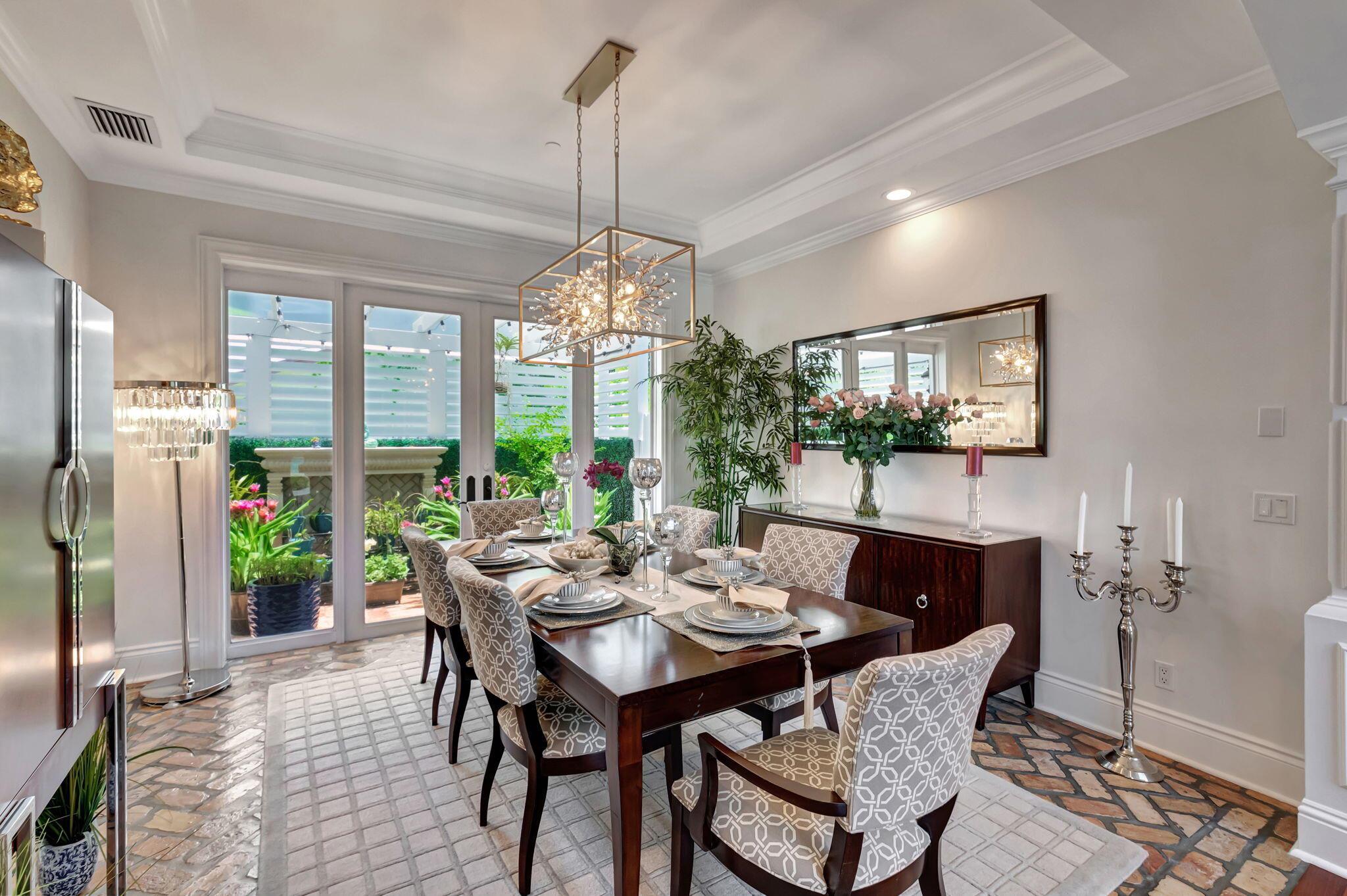 285 NW 6th Street