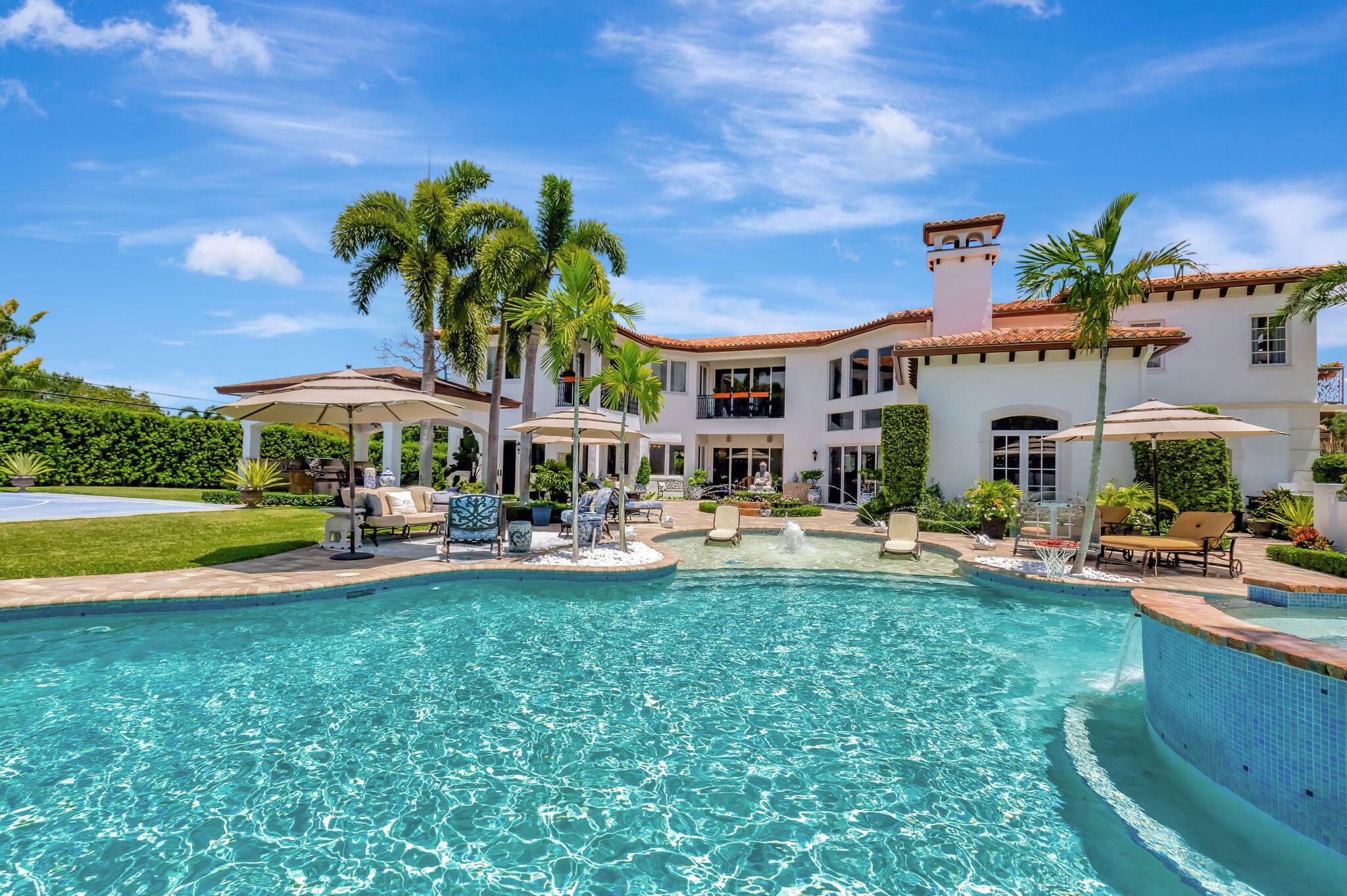 285 NW 6th Street
