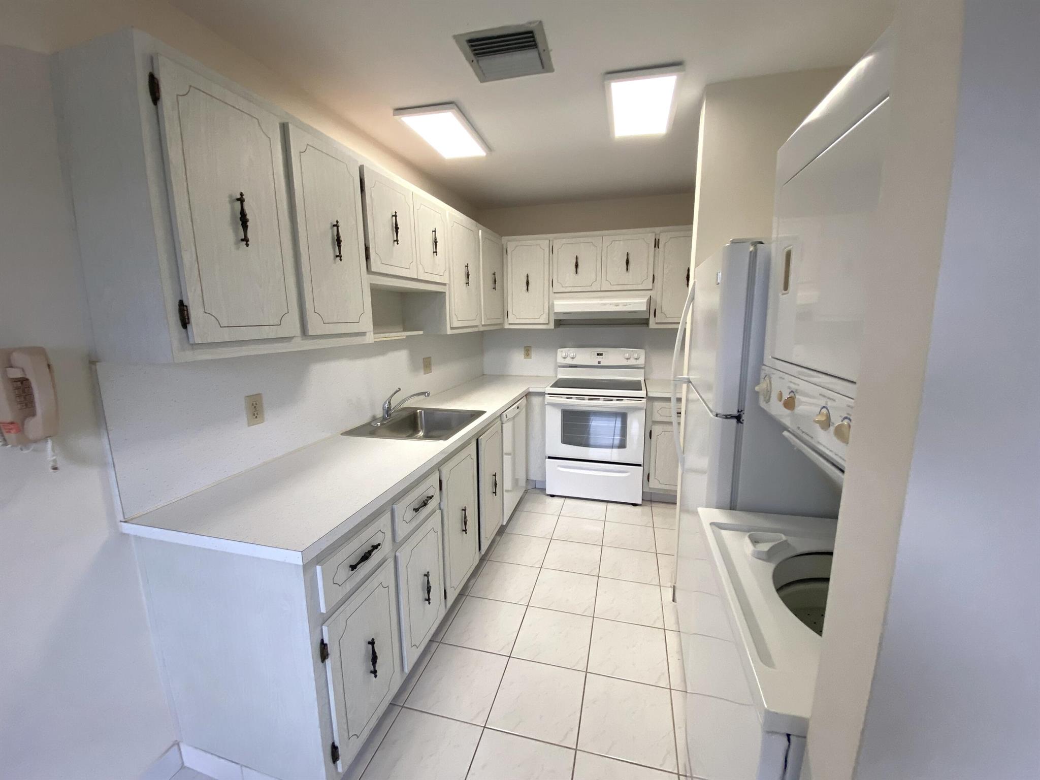 1130 Mahogany Way 102