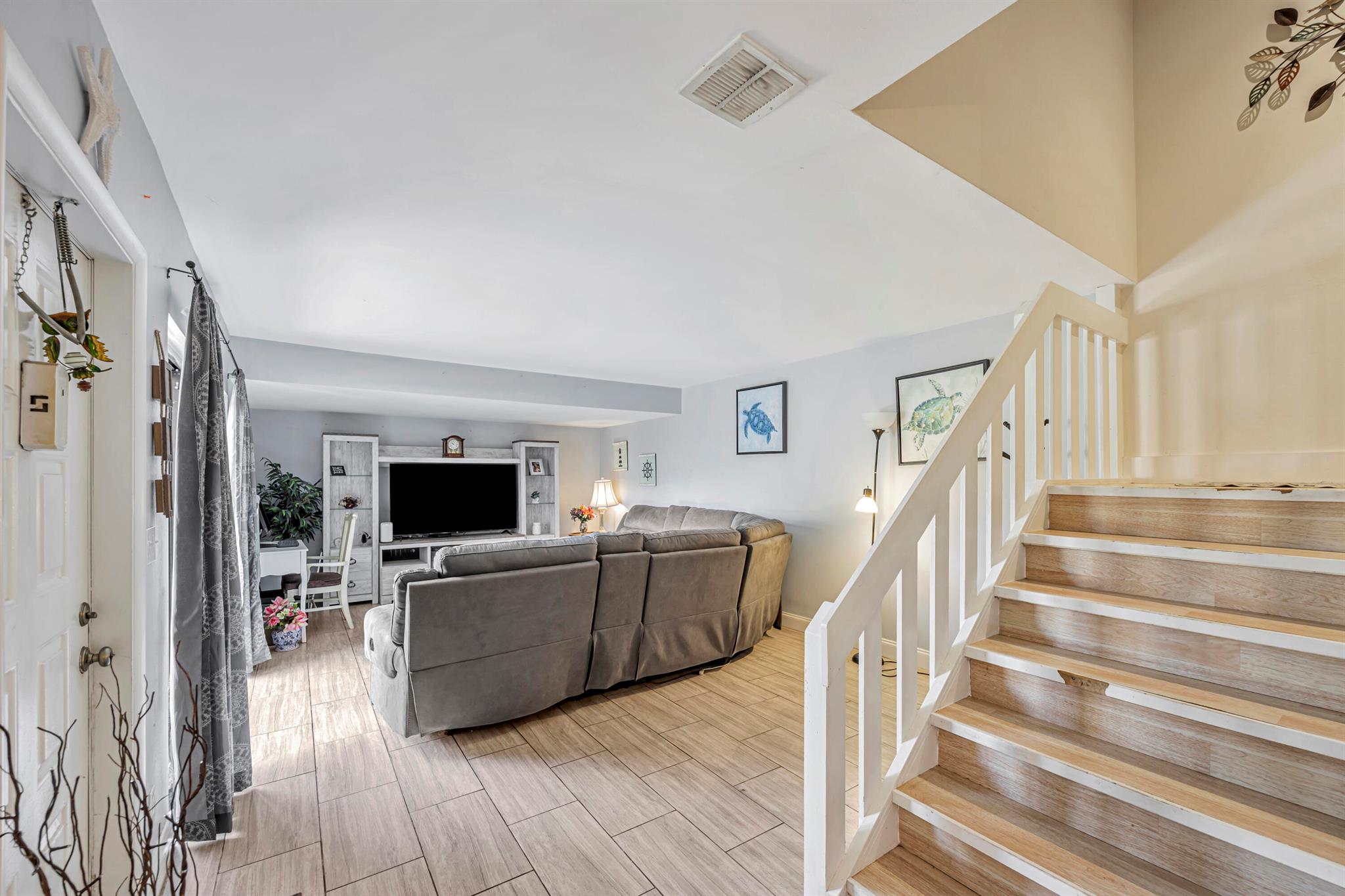 825 NW 30th Avenue A