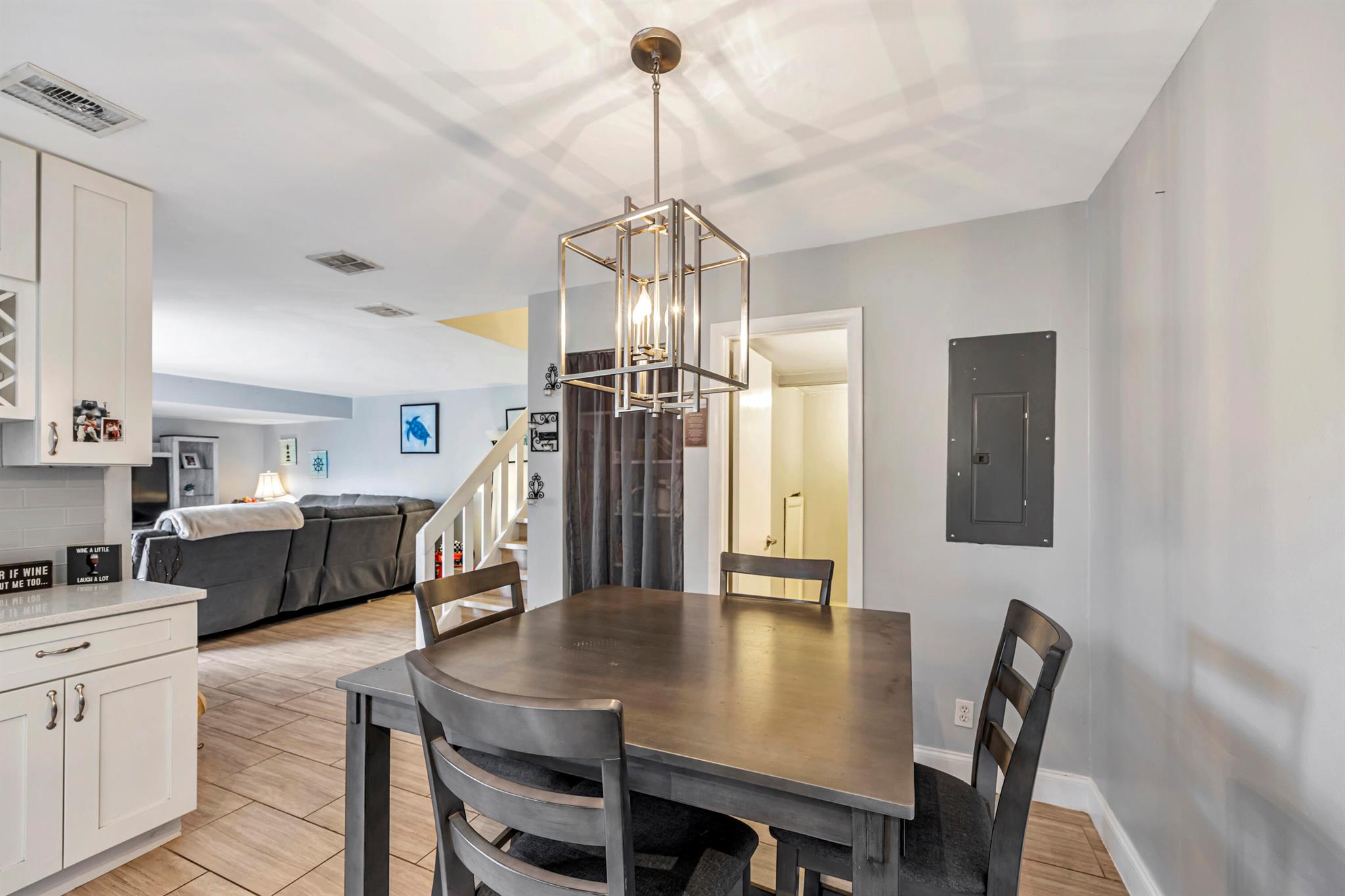 825 NW 30th Avenue A
