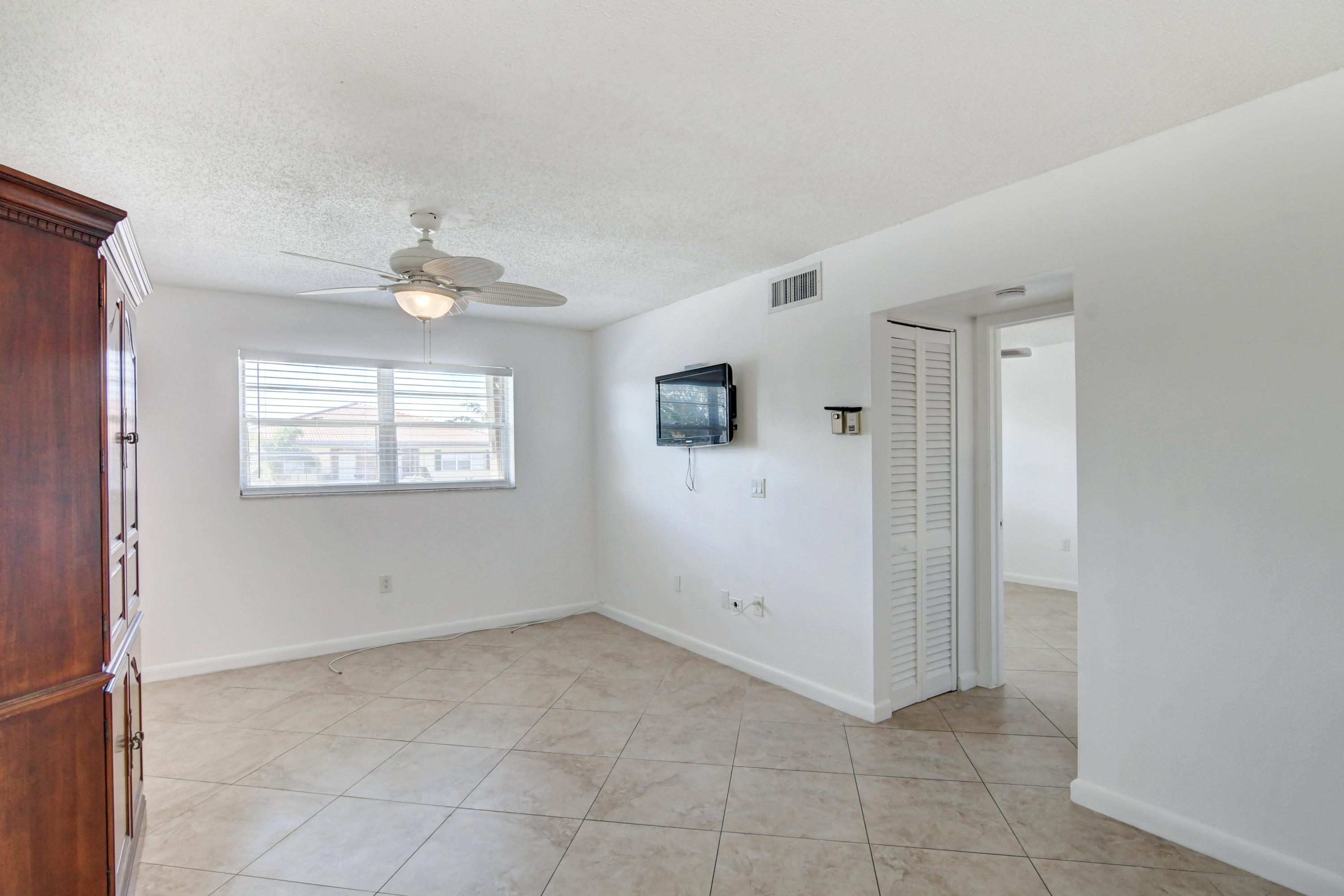 600 SW 2nd Avenue 240