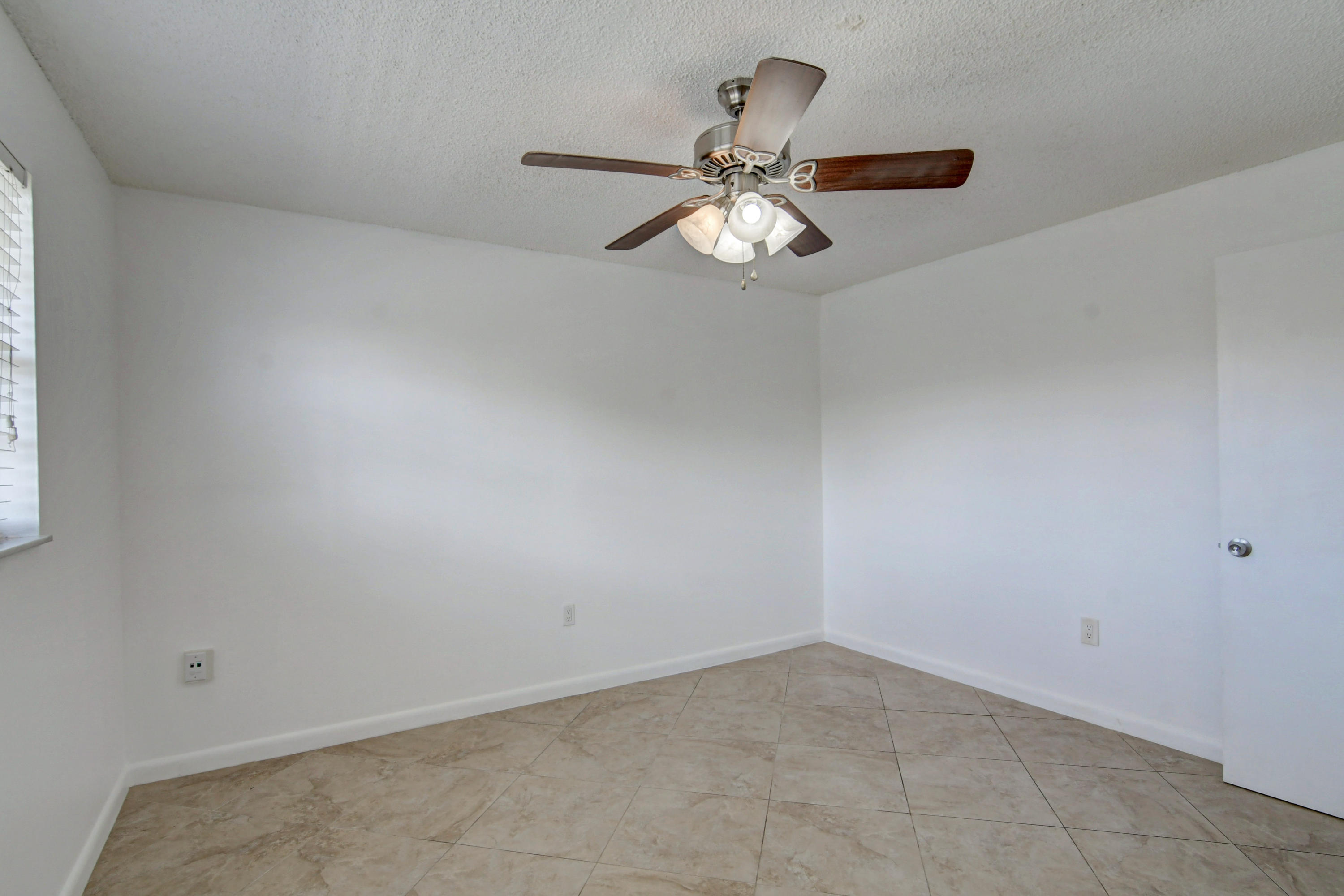 600 SW 2nd Avenue 240