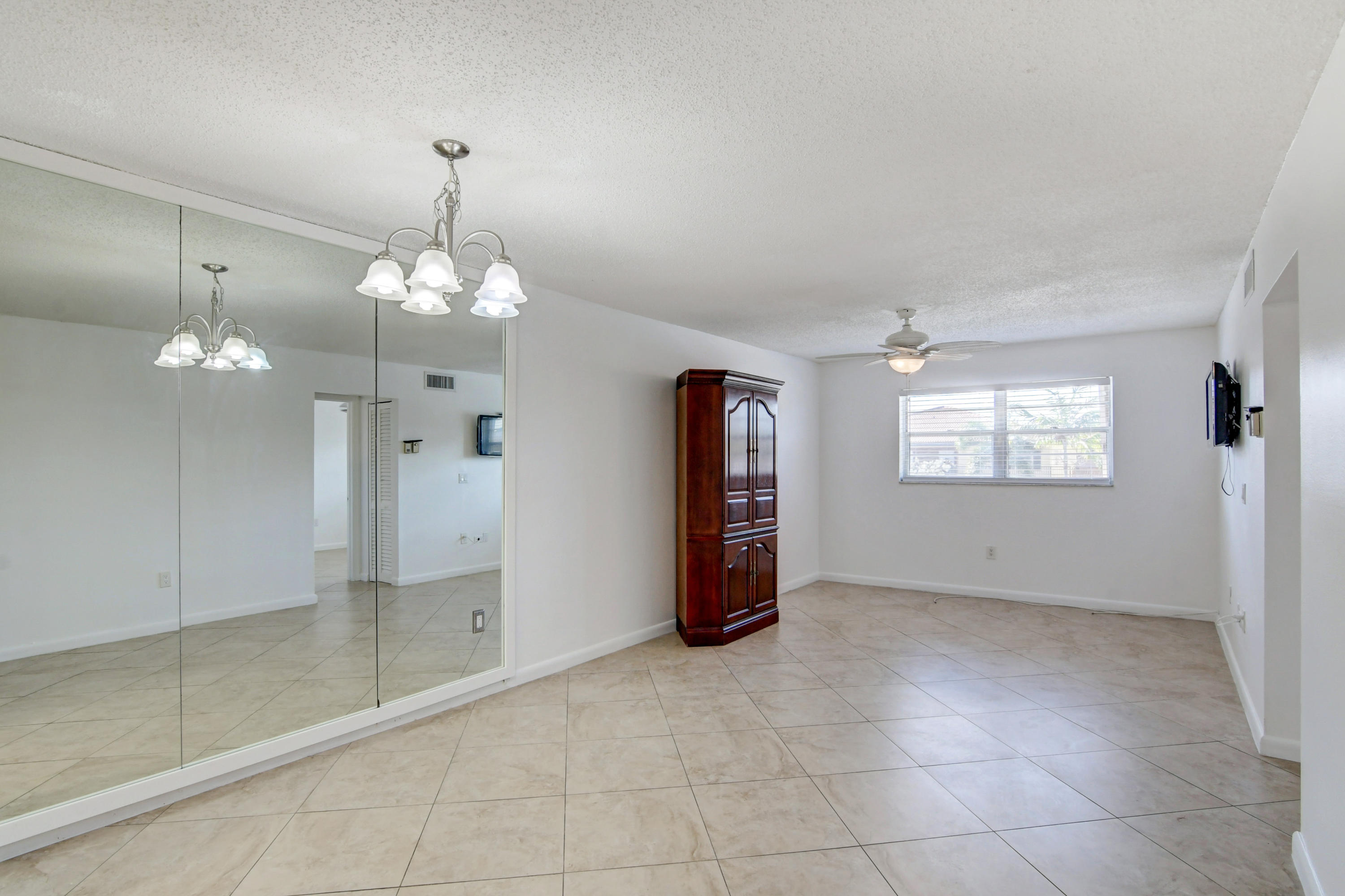 600 SW 2nd Avenue 240