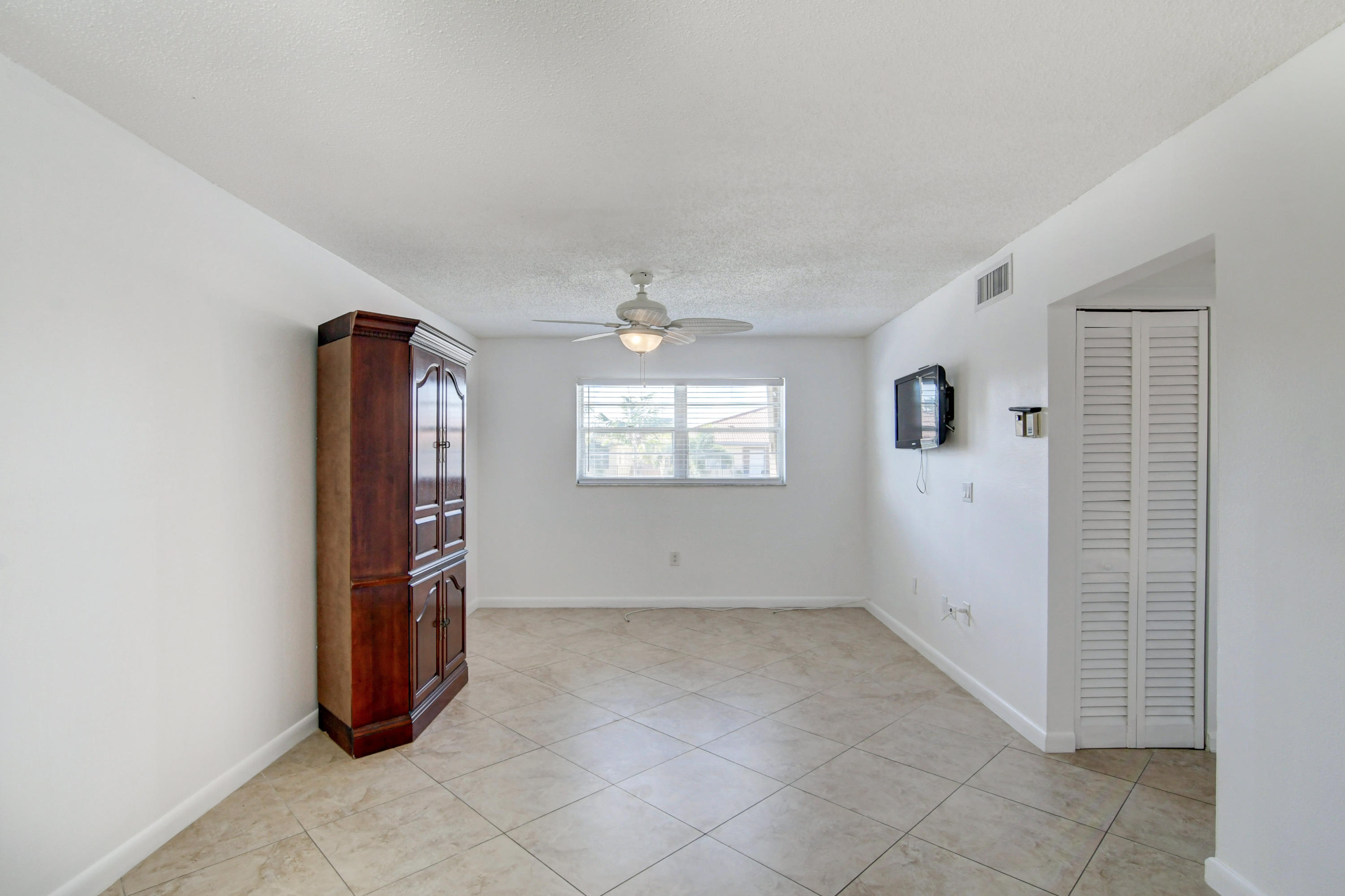 600 SW 2nd Avenue 240