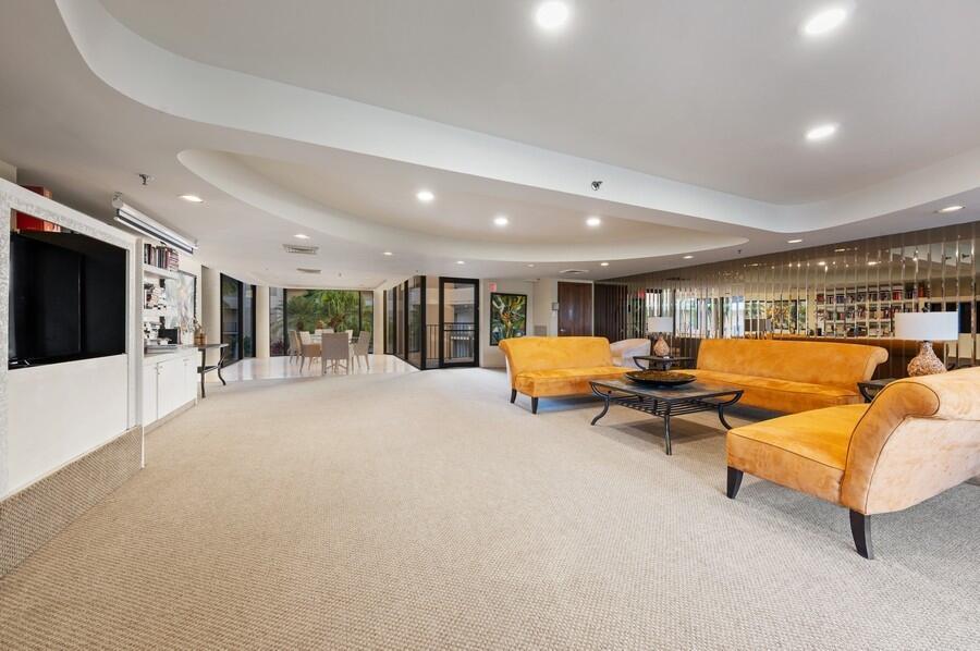 1401 S Ocean Boulevard 110