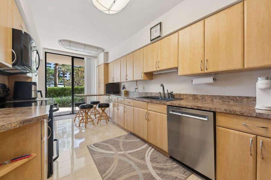 1401 S Ocean Boulevard 110