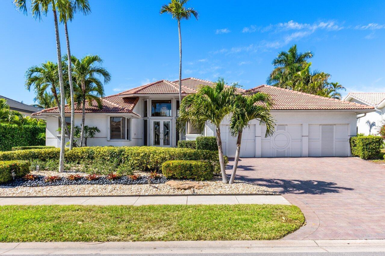 4627 Bocaire Boulevard