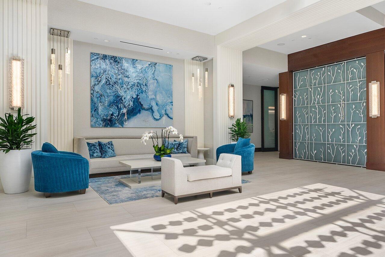 4627 Bocaire Boulevard