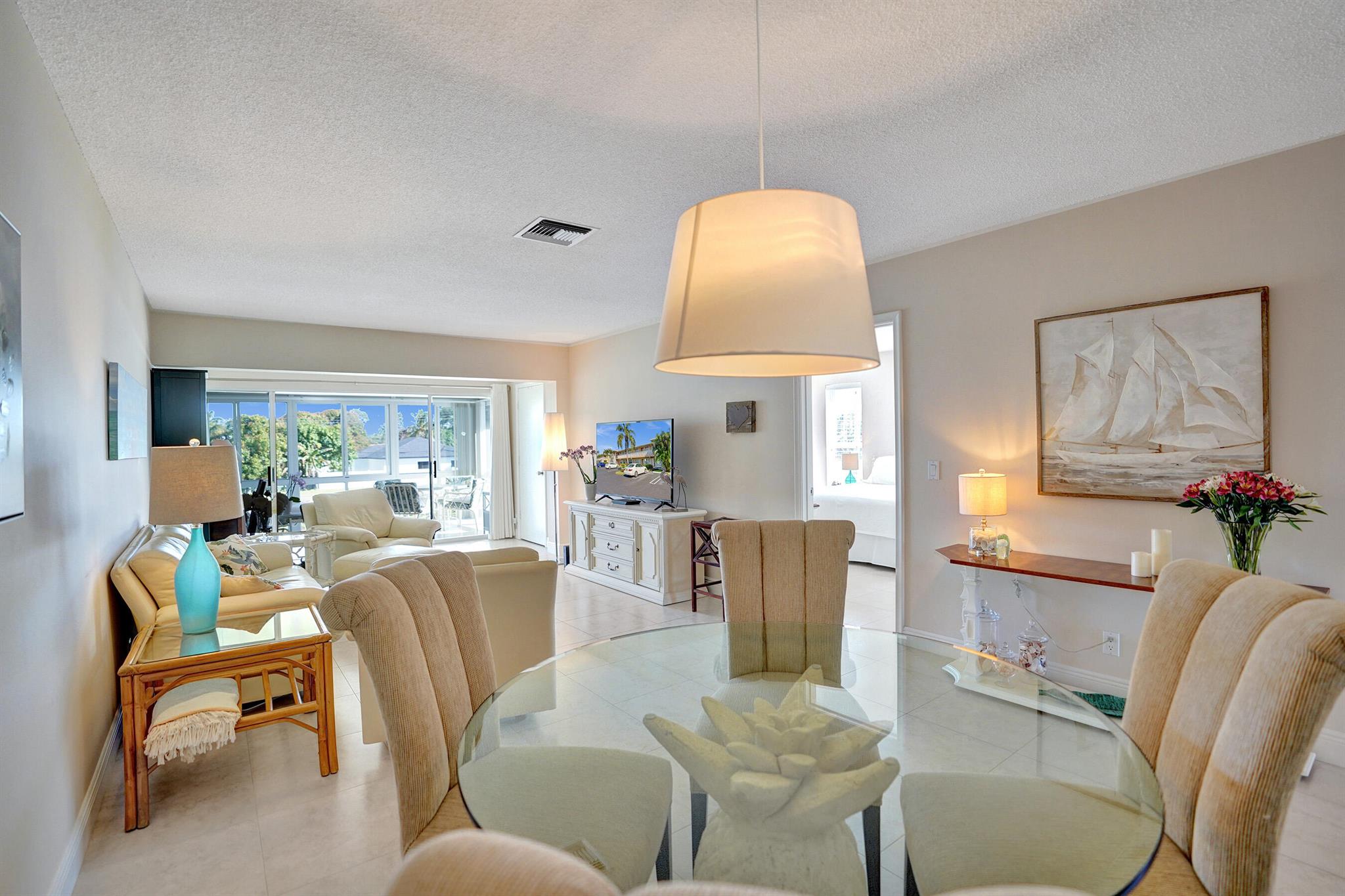 1100 Mahogany Way 204