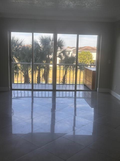 1101 Crystal Lake Drive 303