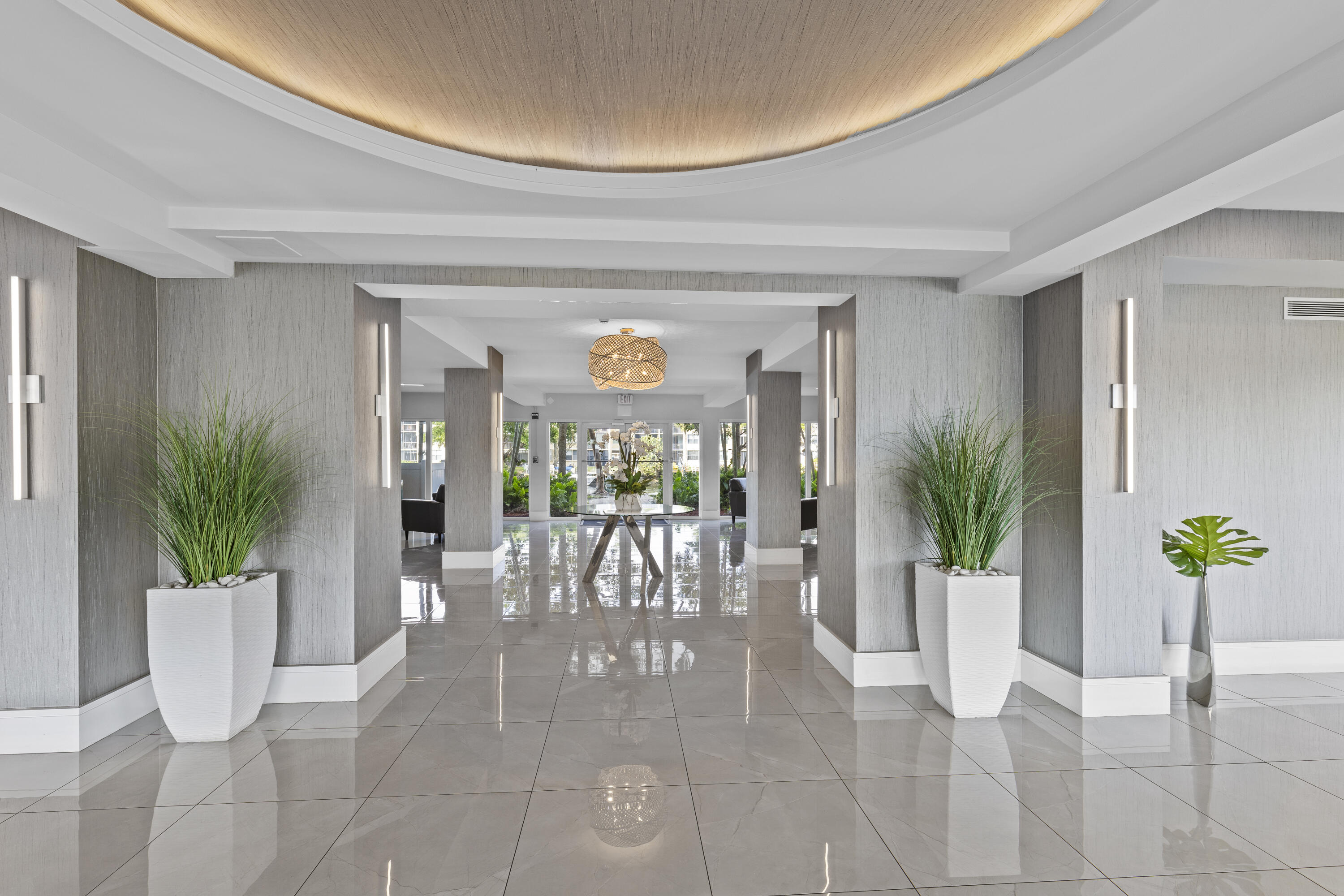 801 S Federal Highway 618