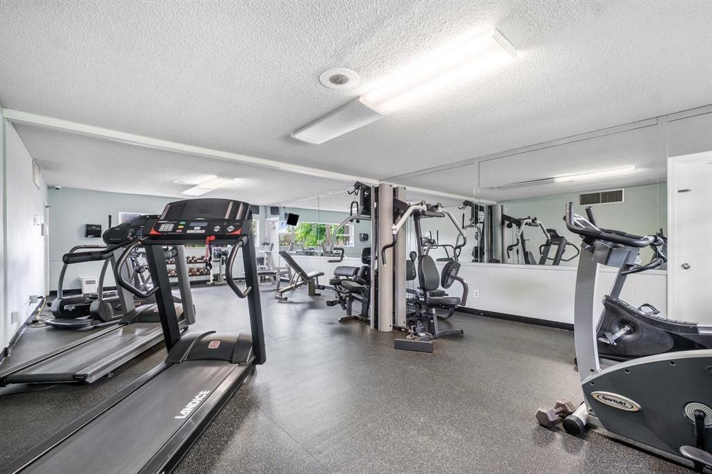 801 S Federal Highway 618