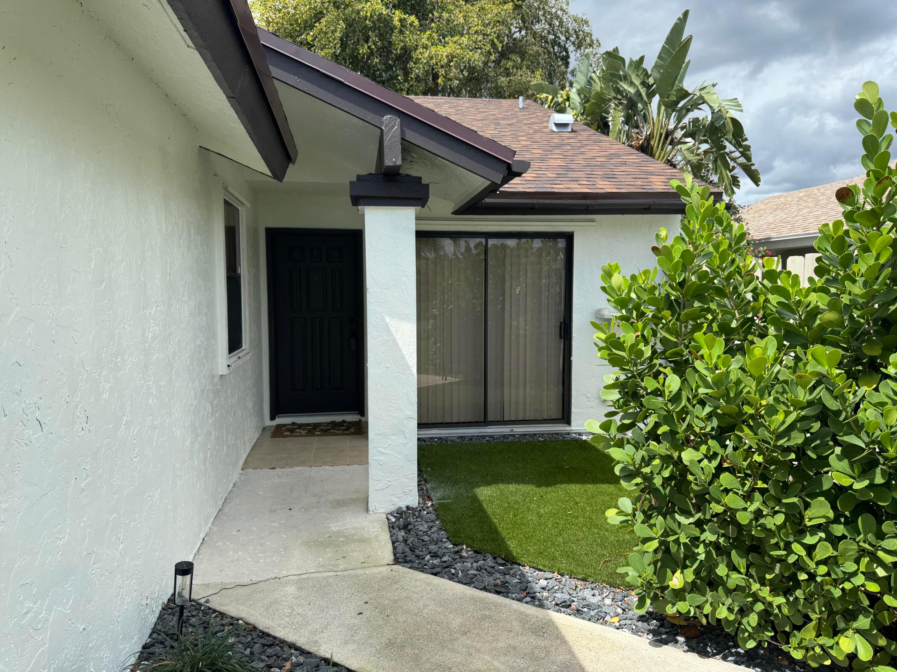 1060 NW 19th Terrace