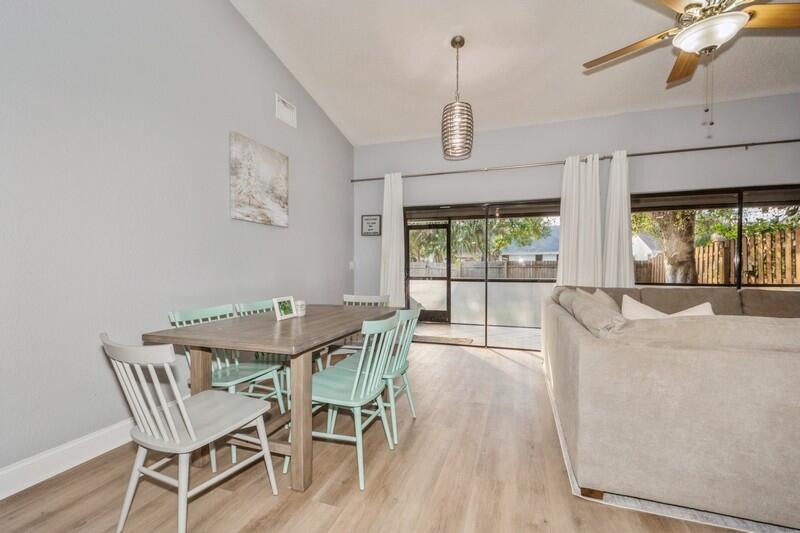 1060 NW 19th Terrace