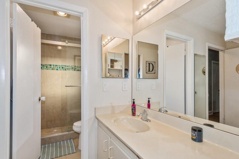 1060 NW 19th Terrace