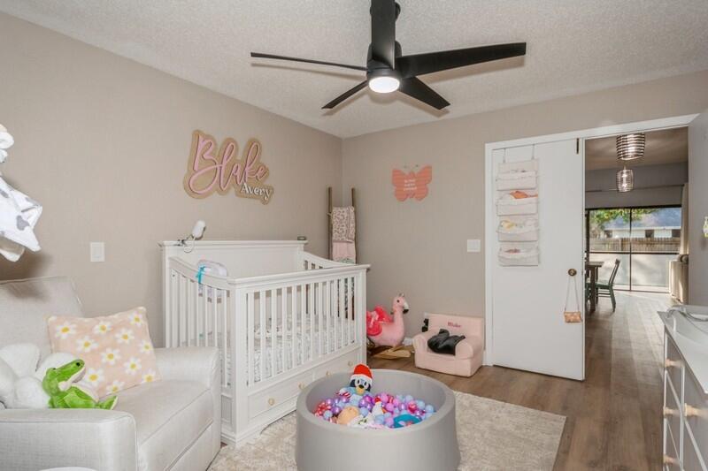 1060 NW 19th Terrace