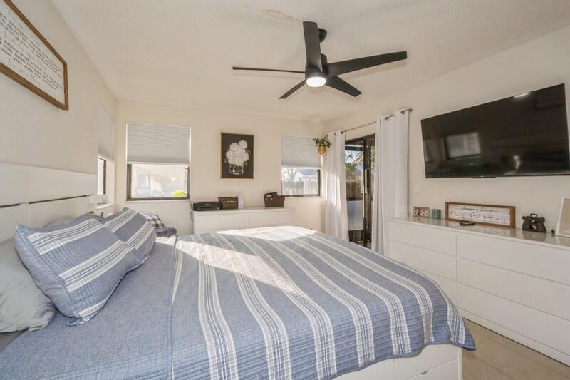 1060 NW 19th Terrace