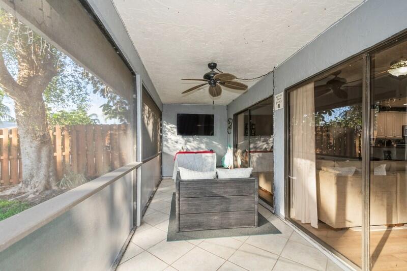 1060 NW 19th Terrace