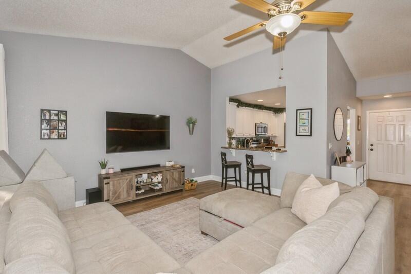 1060 NW 19th Terrace