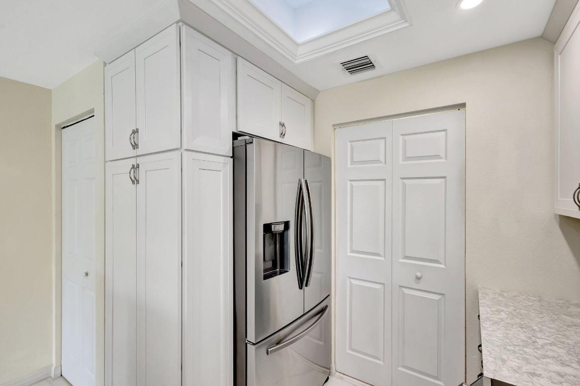 2809 Amalei Drive 101