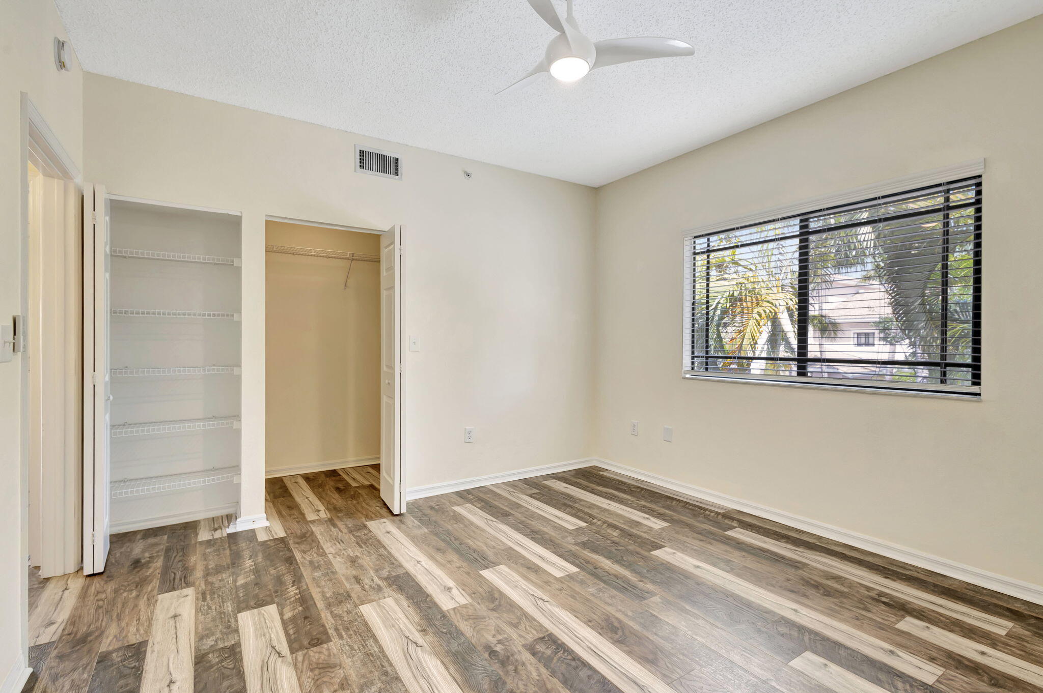 2809 Amalei Drive 101