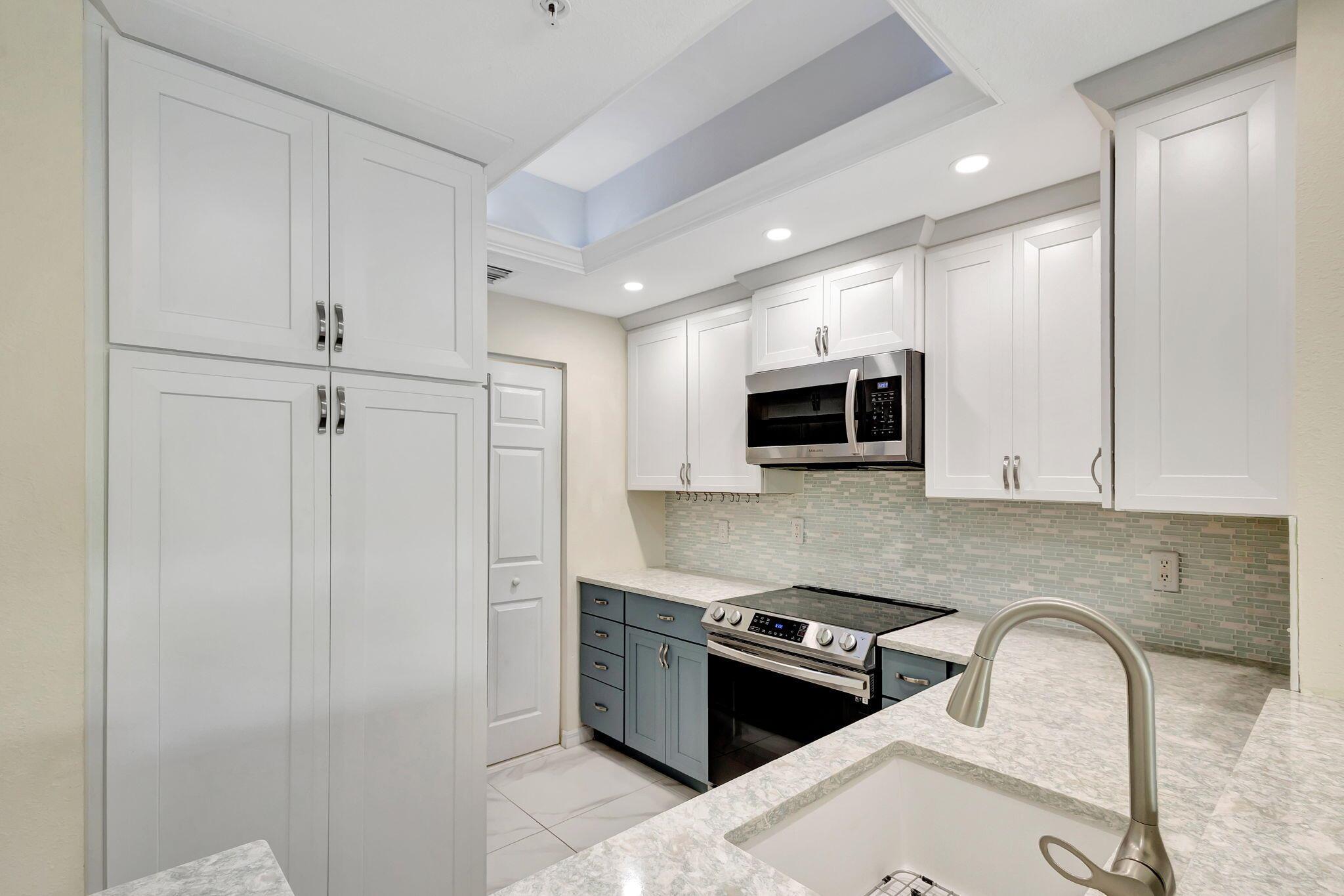 2809 Amalei Drive 101